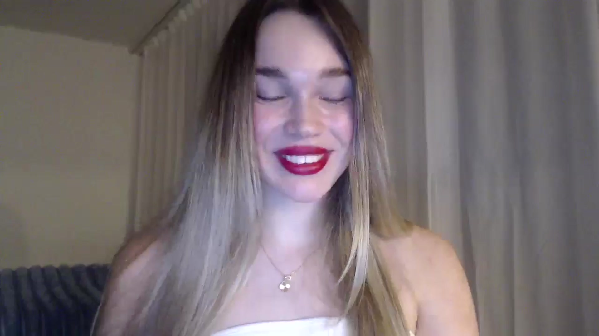 Gallery image thumbnail from Ooh_Cassie's myfreecams stream on, 02/17/2026, 23:31 image 13 of 20