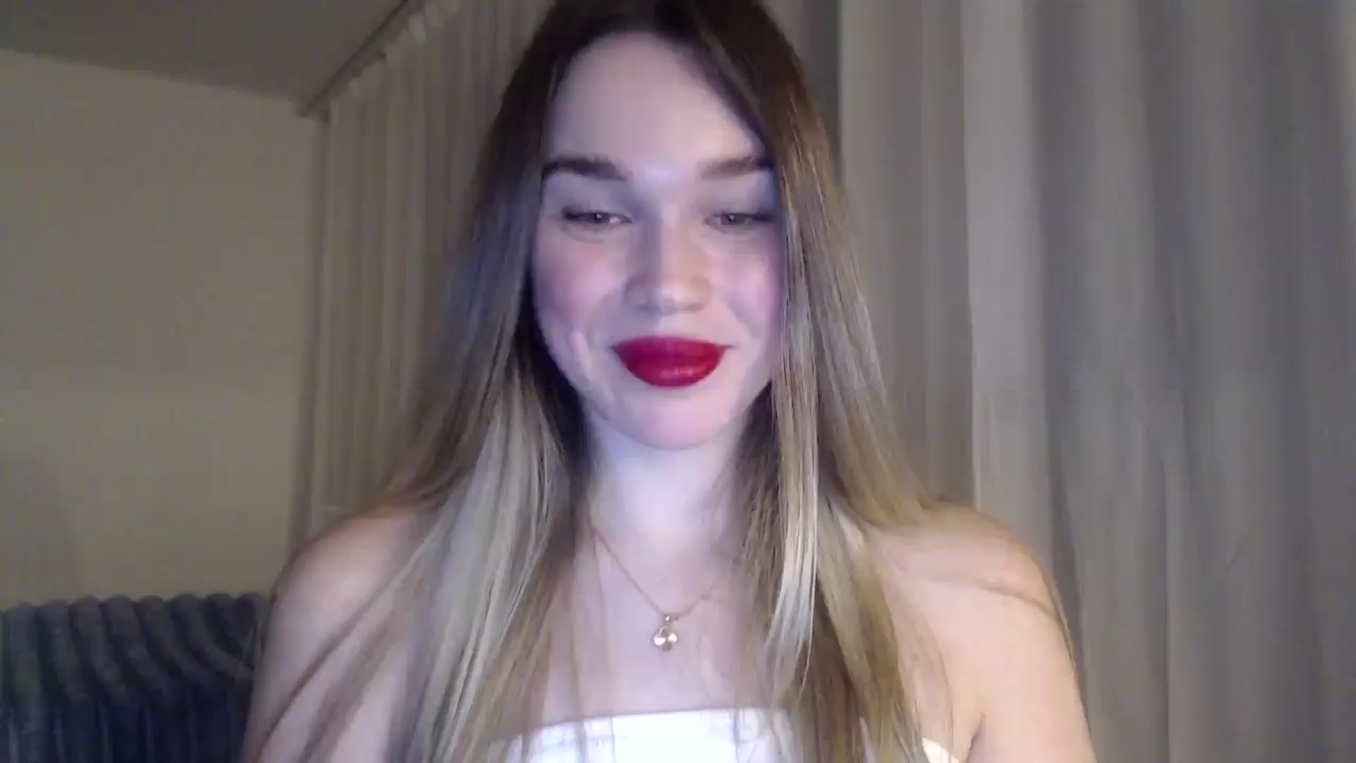 Gallery image thumbnail from Ooh_Cassie's myfreecams stream on, 02/17/2026, 23:31 image 14 of 20