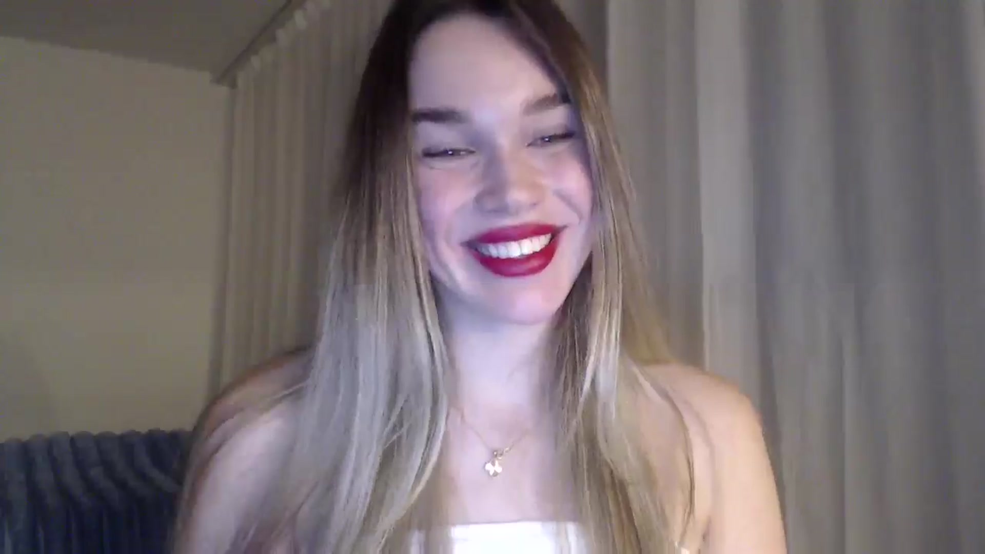 Gallery image thumbnail from Ooh_Cassie's myfreecams stream on, 02/17/2026, 23:31 image 15 of 20