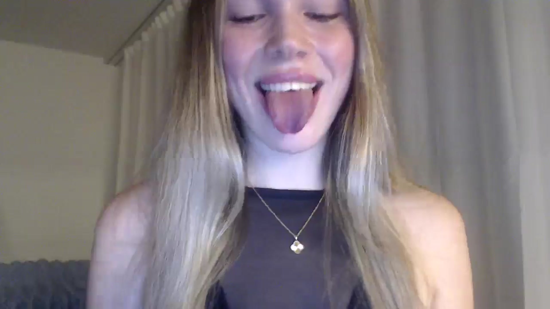Gallery image thumbnail from Ooh_Cassie's myfreecams stream on, 02/18/2026, 21:18 image 13 of 20