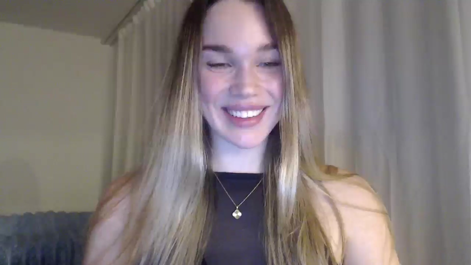 Gallery image thumbnail from Ooh_Cassie's myfreecams stream on, 02/18/2026, 21:18 image 17 of 20
