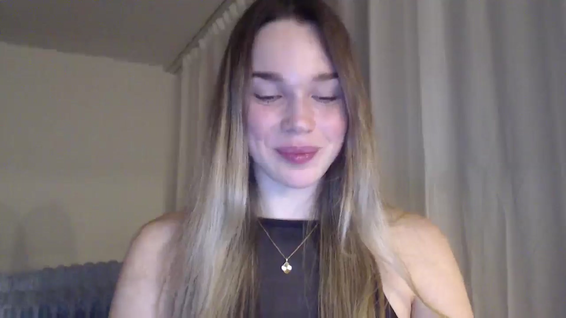Gallery image thumbnail from Ooh_Cassie's myfreecams stream on, 02/18/2026, 21:18 image 2 of 20
