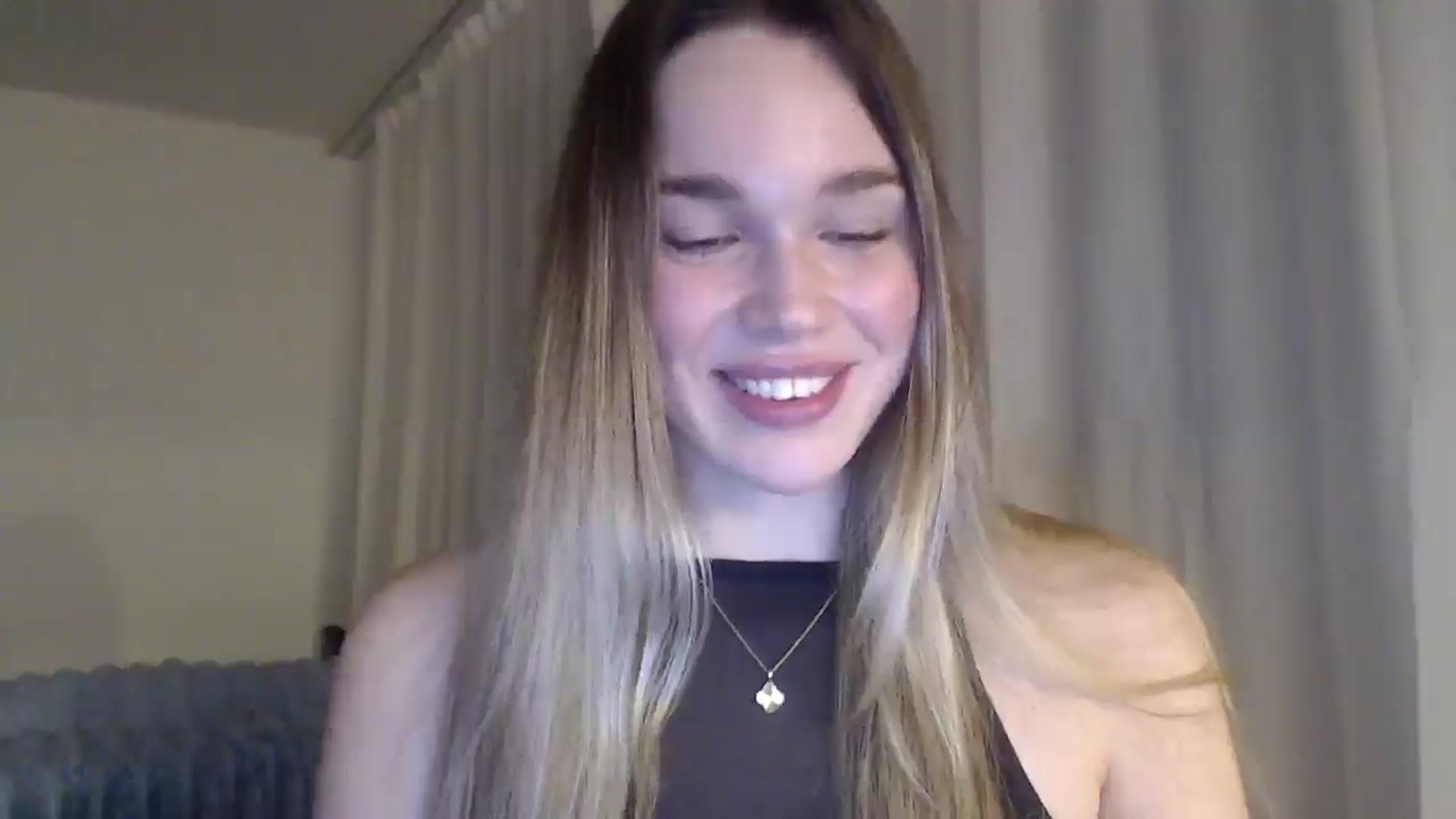 Gallery image thumbnail from Ooh_Cassie's myfreecams stream on, 02/18/2026, 21:18 image 14 of 20
