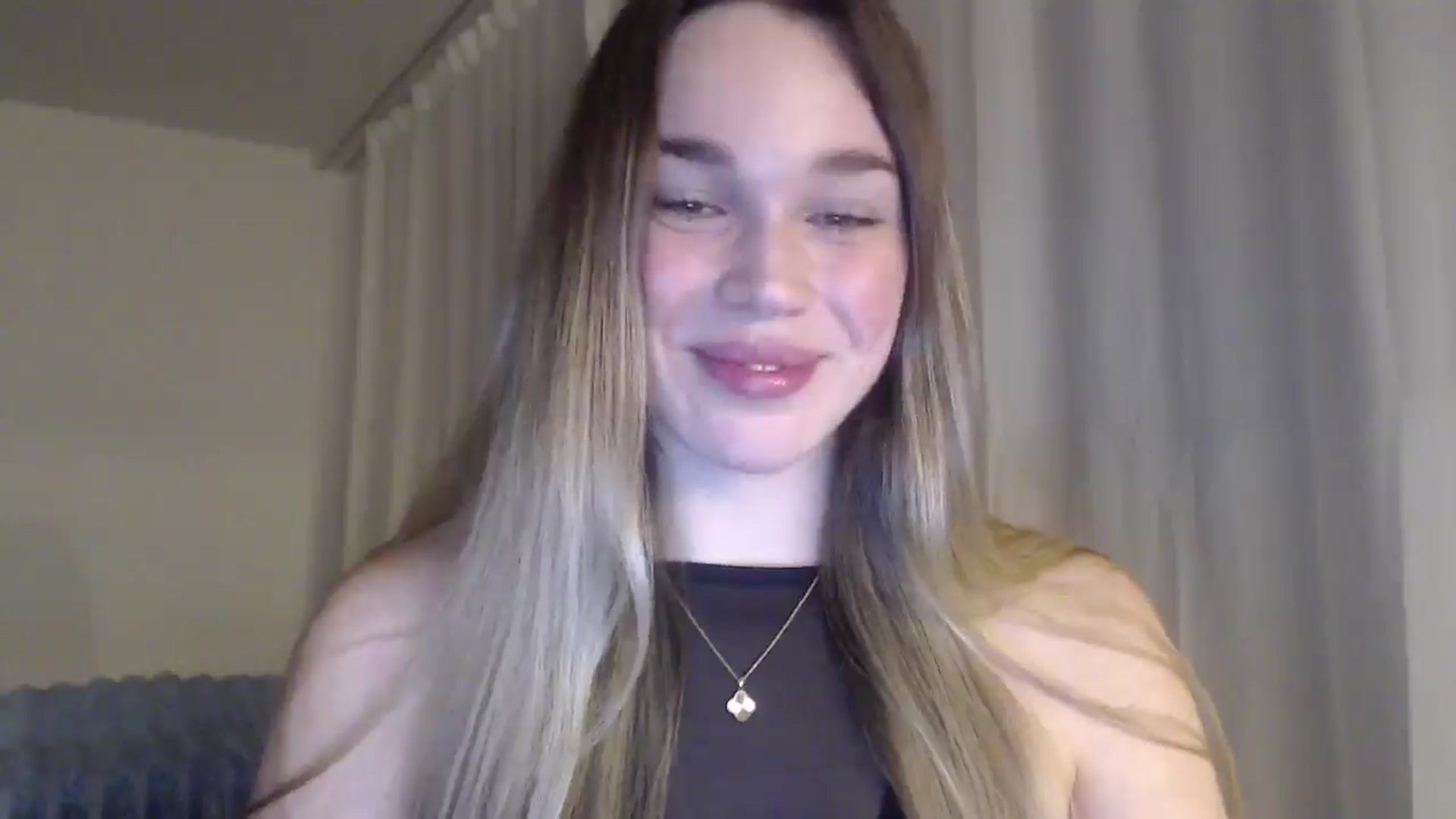 Gallery image thumbnail from Ooh_Cassie's myfreecams stream on, 02/18/2026, 21:18 image 4 of 20