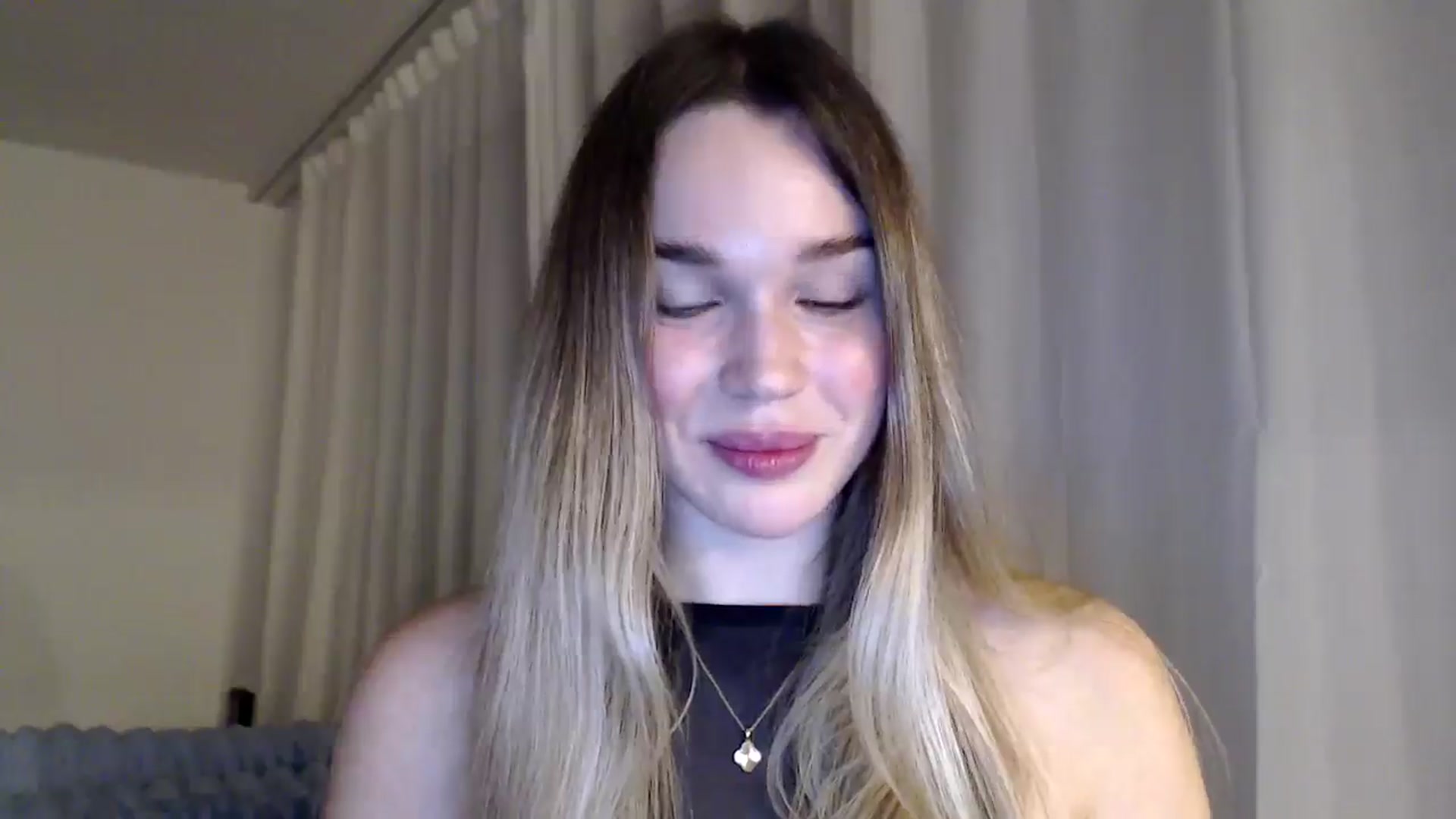 Gallery image thumbnail from Ooh_Cassie's myfreecams stream on, 02/18/2026, 23:02 image 4 of 20
