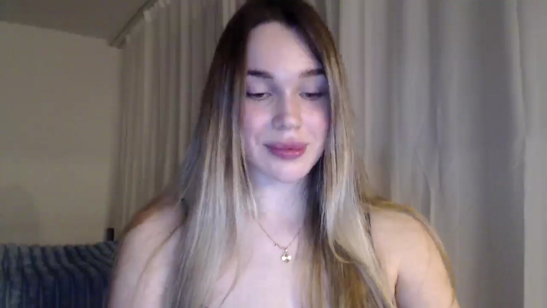 Gallery image thumbnail from Ooh_Cassie's myfreecams stream on, 02/19/2026, 21:56 image 2 of 20