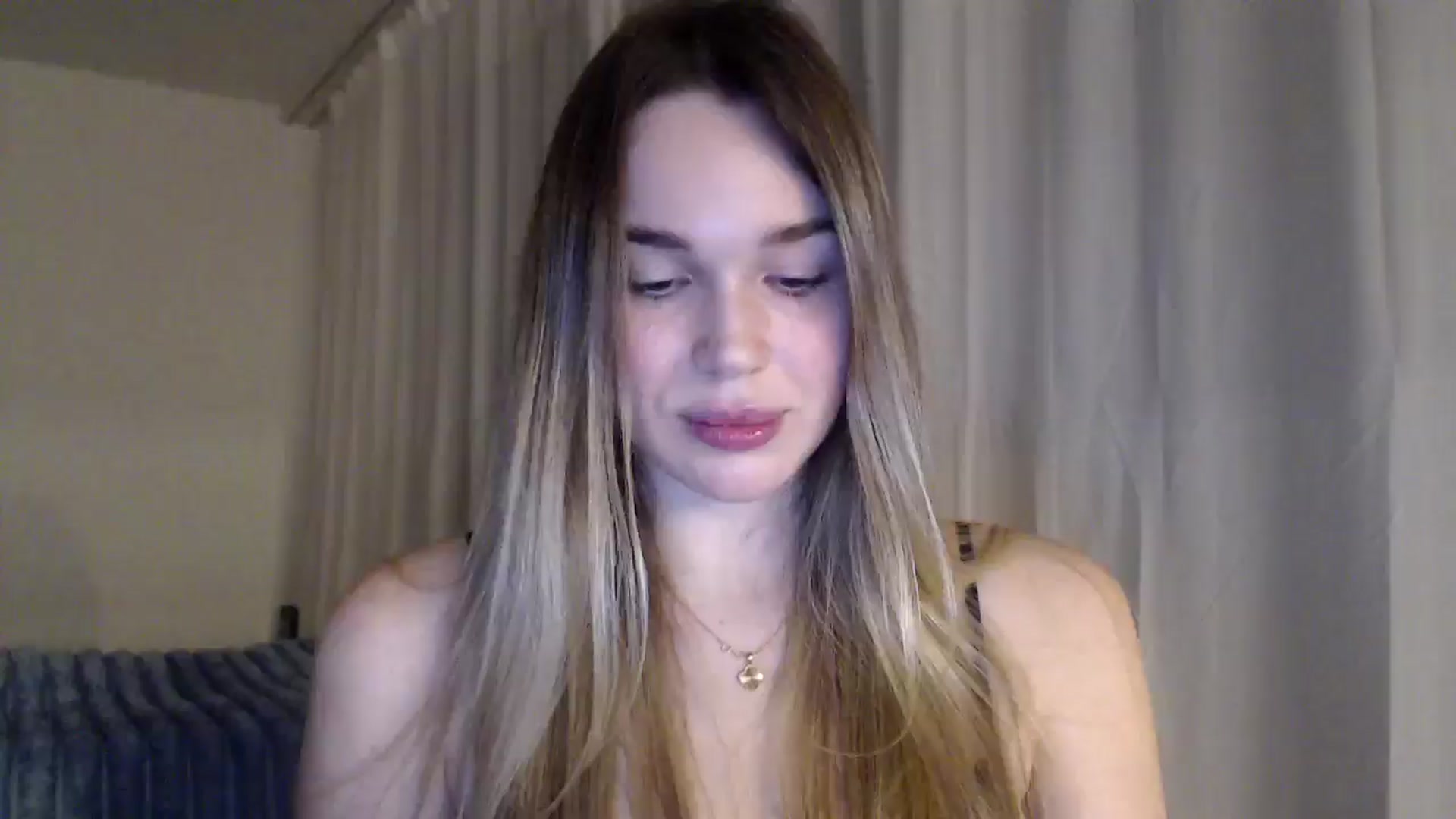 Gallery image thumbnail from Ooh_Cassie's myfreecams stream on, 02/19/2026, 21:56 image 3 of 20