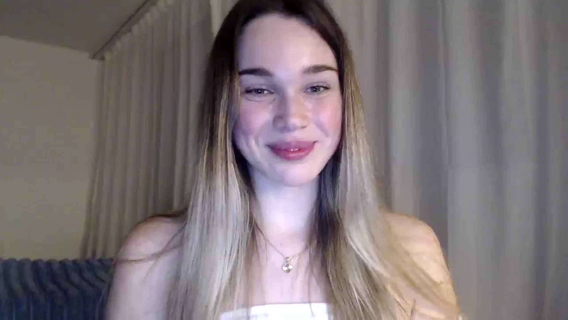 Gallery image thumbnail from Ooh_Cassie's myfreecams stream on, 03/03/2026, 20:58 image 2 of 20