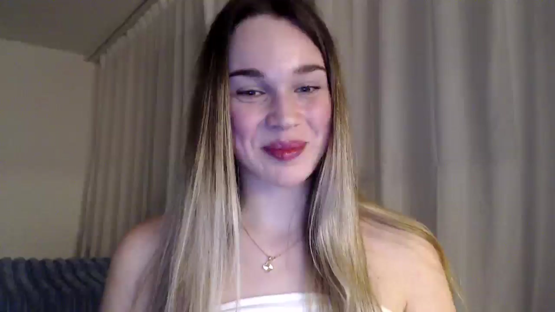 Gallery image thumbnail from Ooh_Cassie's myfreecams stream on, 03/03/2026, 20:58 image 8 of 20