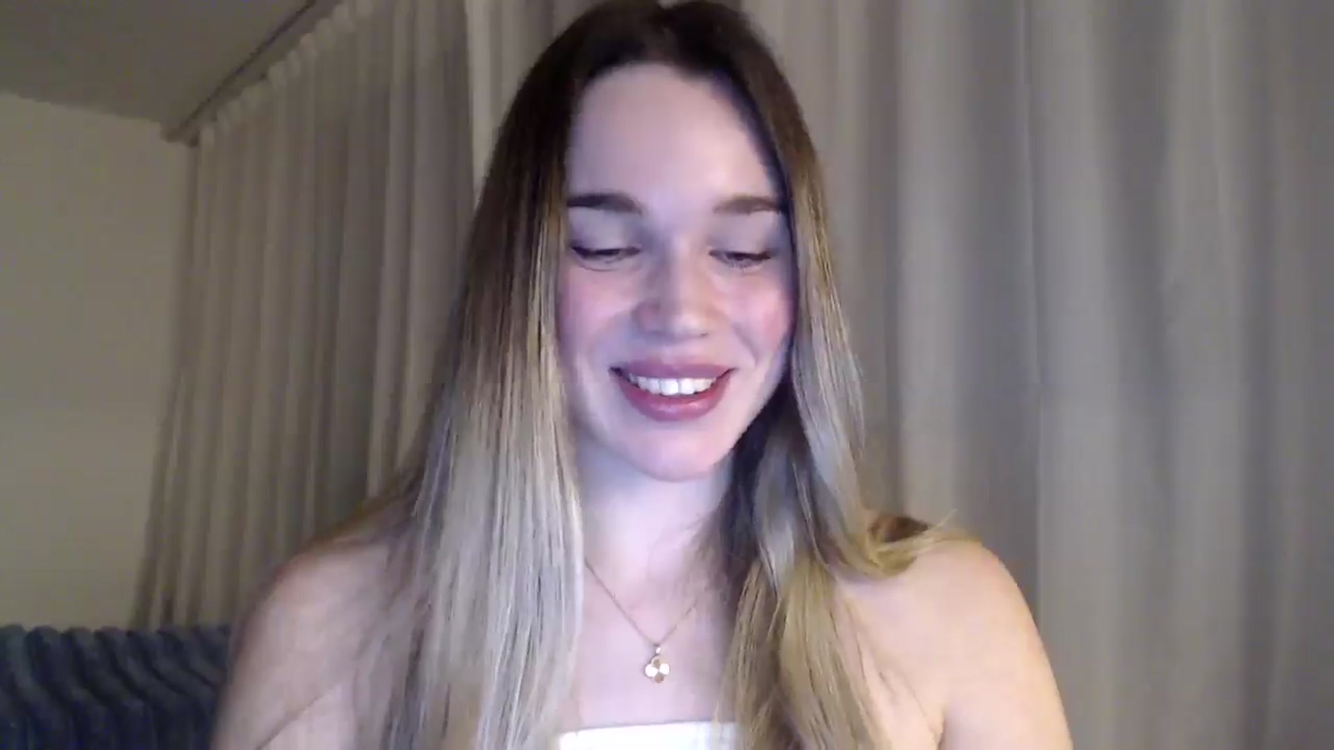 Gallery image thumbnail from Ooh_Cassie's myfreecams stream on, 03/03/2026, 22:44 image 12 of 20