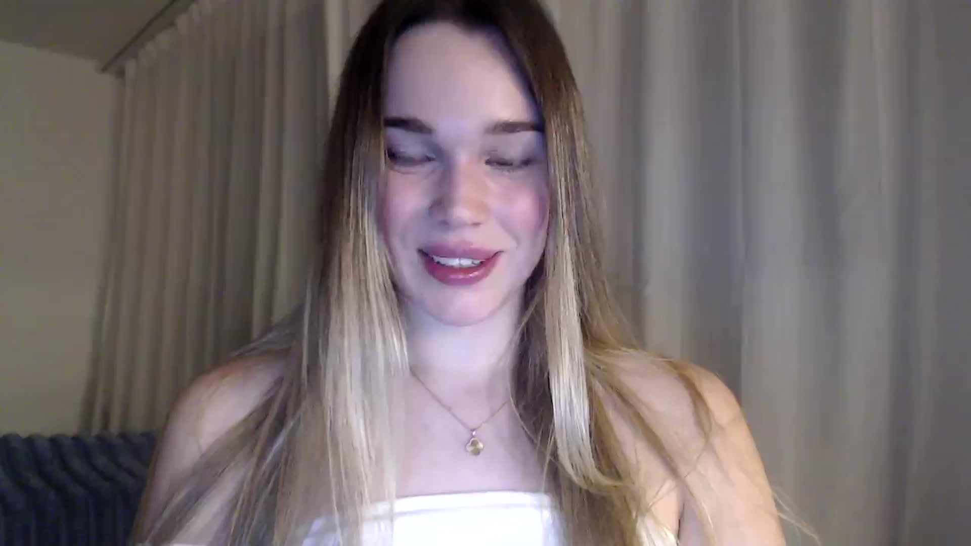 Gallery image thumbnail from Ooh_Cassie's myfreecams stream on, 03/03/2026, 22:44 image 8 of 20