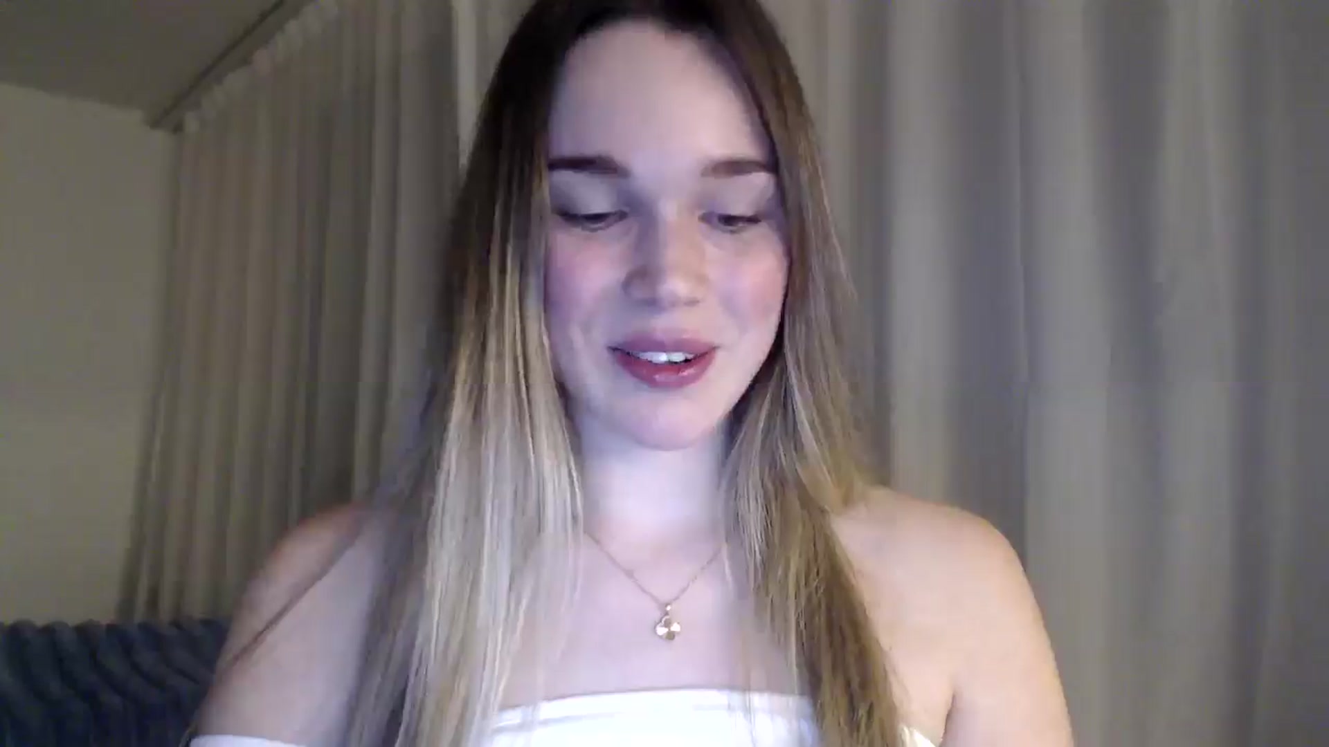Gallery image thumbnail from Ooh_Cassie's myfreecams stream on, 03/03/2026, 22:44 image 7 of 20