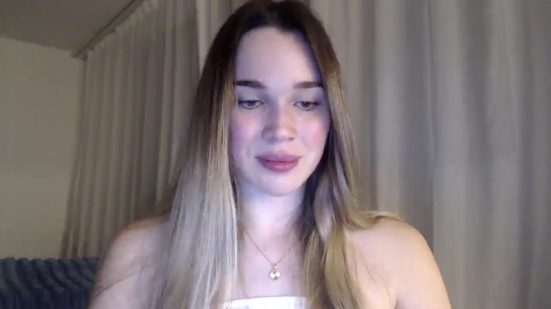 Gallery image thumbnail from Ooh_Cassie's myfreecams stream on, 03/03/2026, 22:44 image 11 of 20