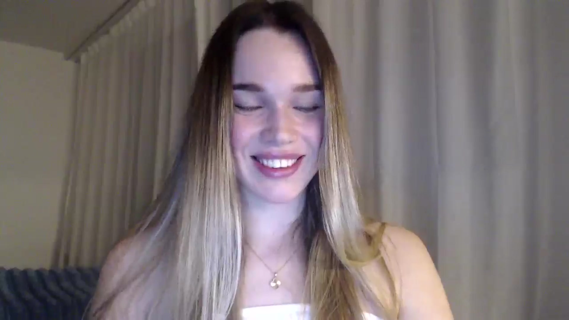 Gallery image thumbnail from Ooh_Cassie's myfreecams stream on, 03/03/2026, 22:44 image 13 of 20