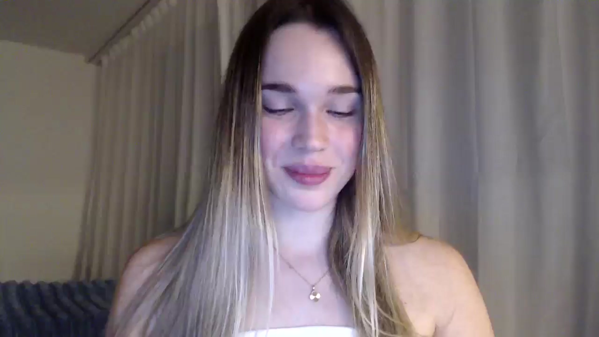 Gallery image thumbnail from Ooh_Cassie's myfreecams stream on, 03/03/2026, 23:01 image 14 of 20