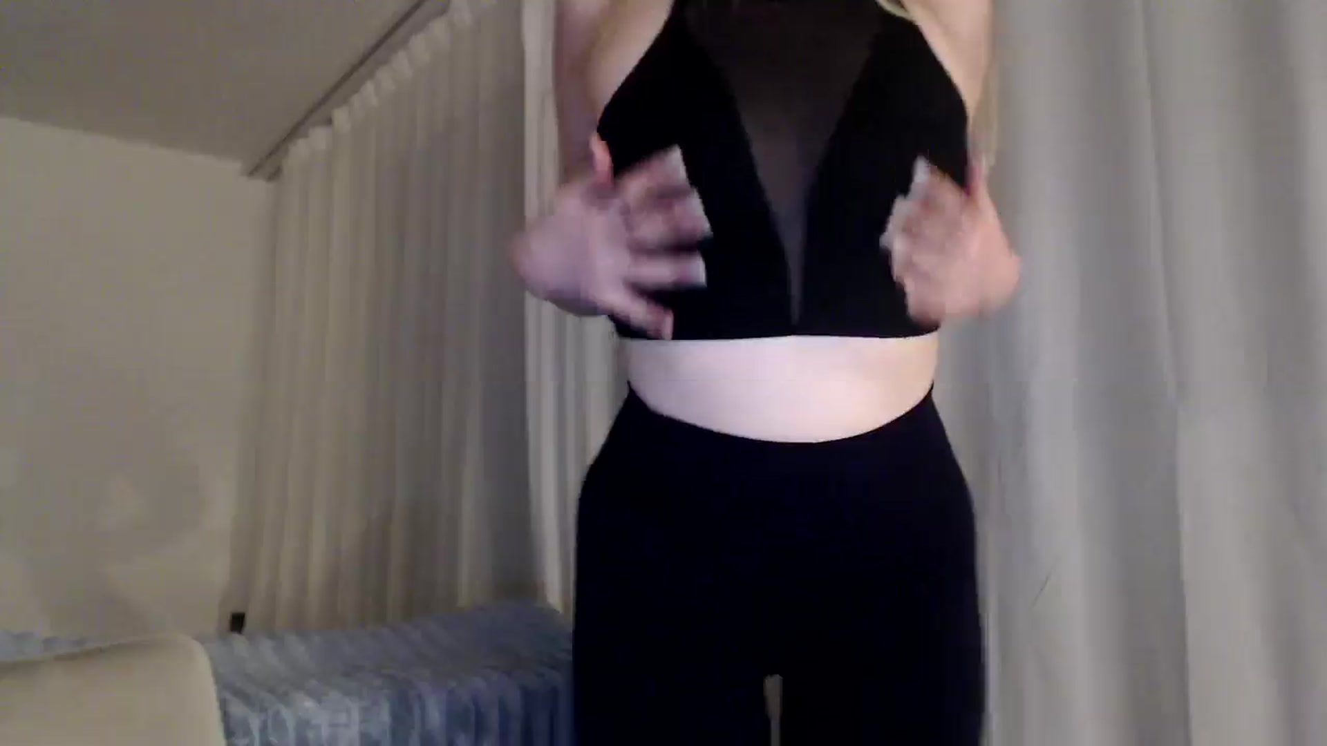 Gallery image thumbnail from Ooh_Cassie's myfreecams stream on, 03/05/2026, 19:55 image 6 of 20