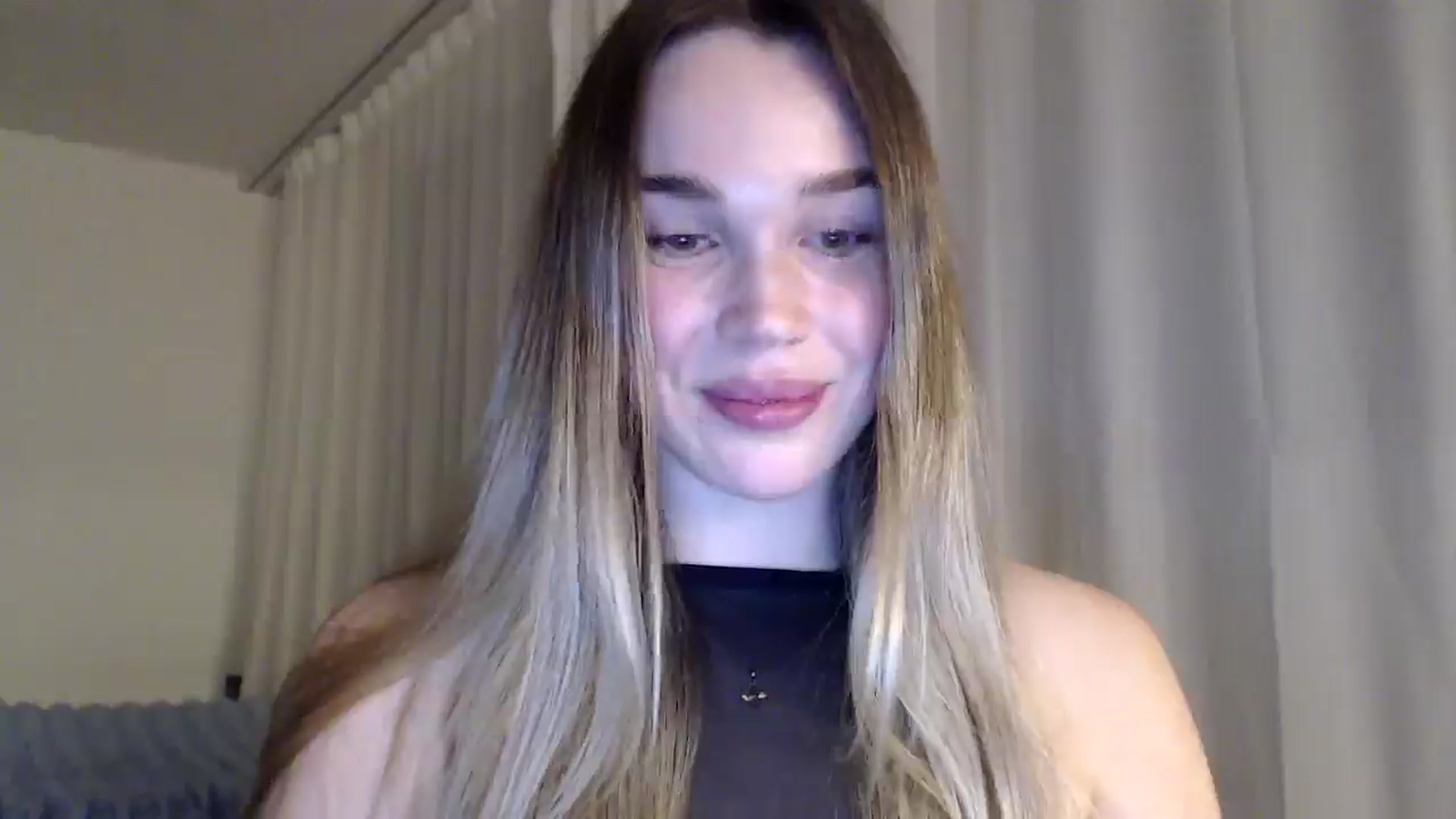 Gallery image thumbnail from Ooh_Cassie's myfreecams stream on, 03/05/2026, 19:55 image 8 of 20