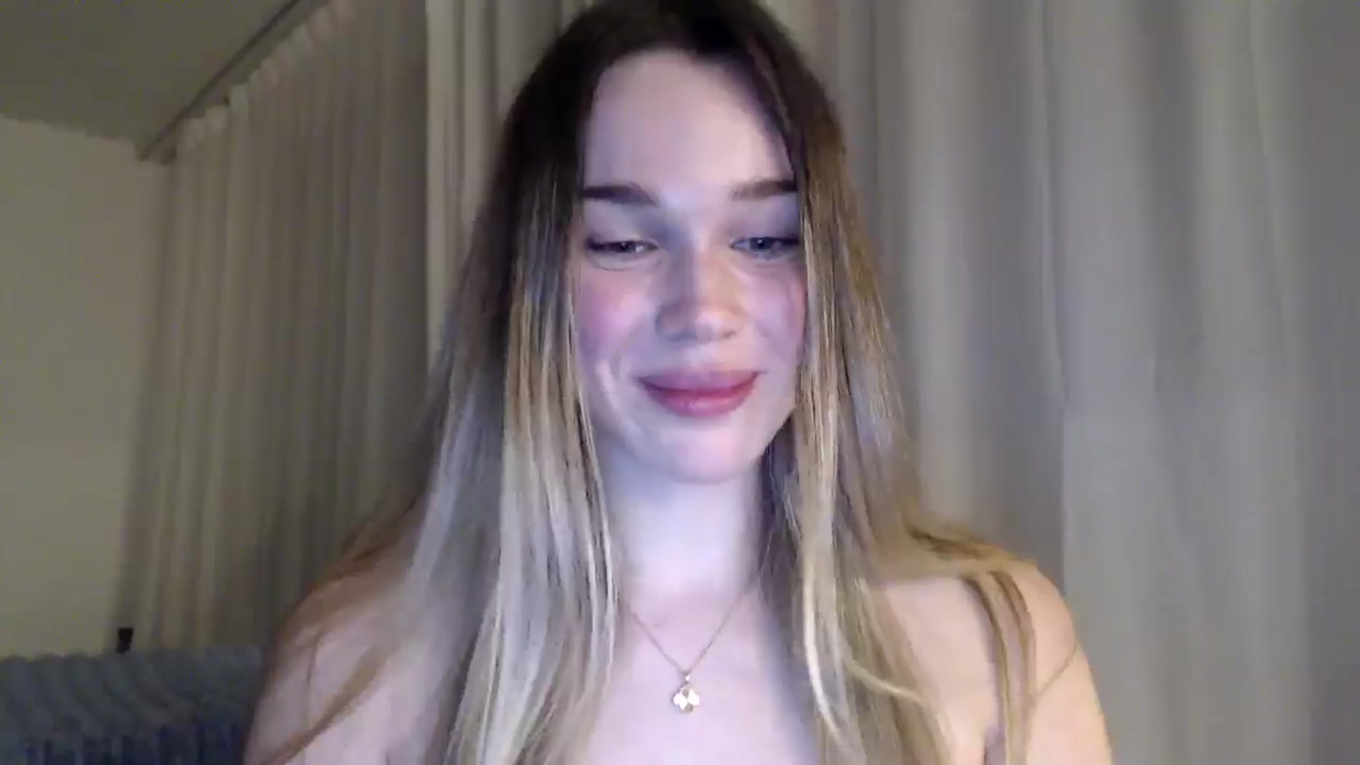 Gallery image thumbnail from Ooh_Cassie's myfreecams stream on, 03/05/2026, 23:41 image 17 of 20