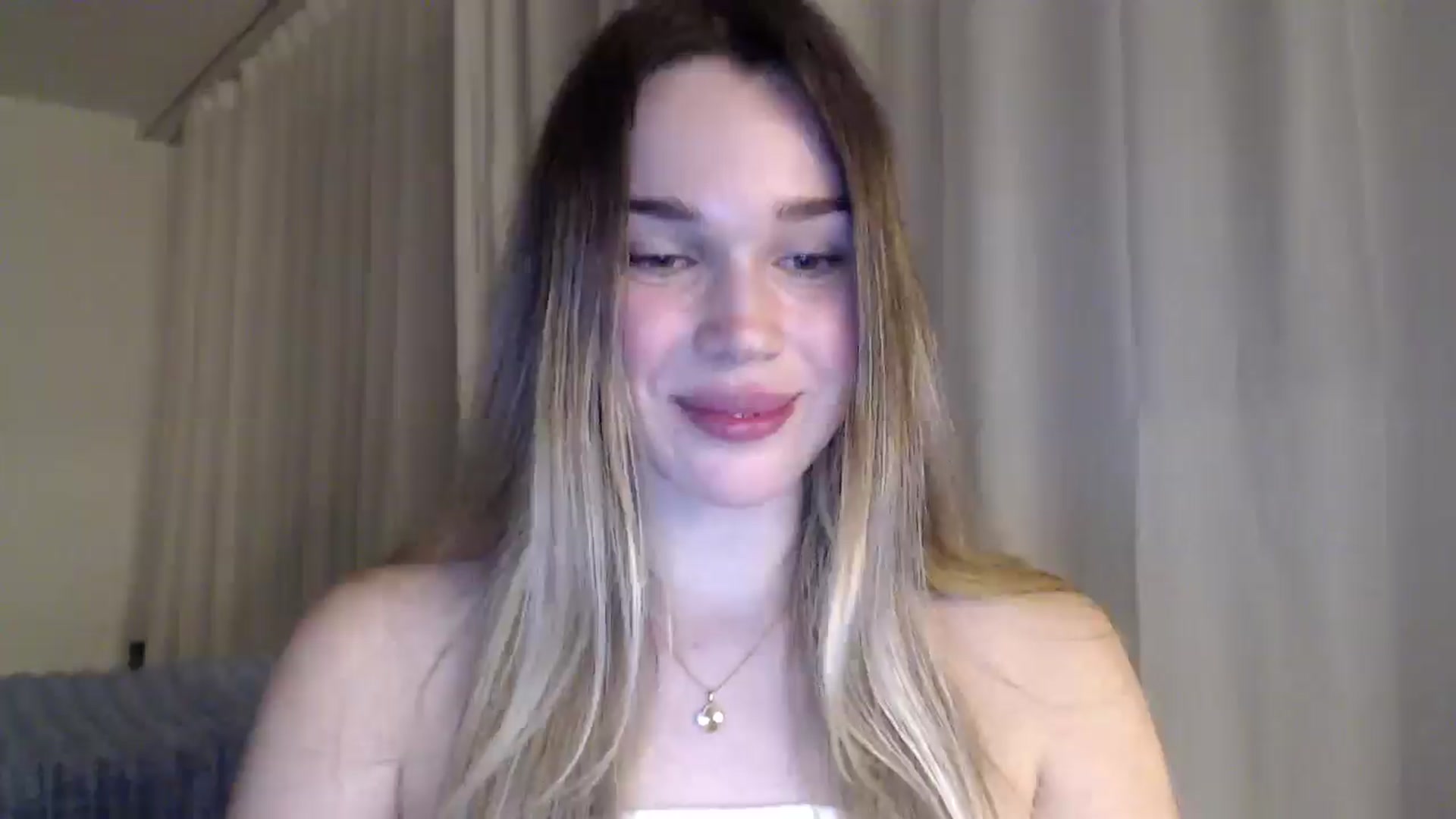 Gallery image thumbnail from Ooh_Cassie's myfreecams stream on, 03/05/2026, 23:41 image 13 of 20