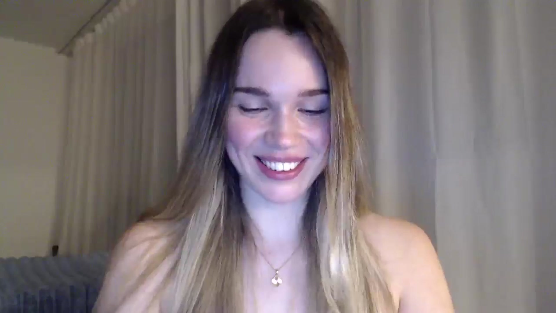 Gallery image thumbnail from Ooh_Cassie's myfreecams stream on, 03/05/2026, 23:41 image 15 of 20