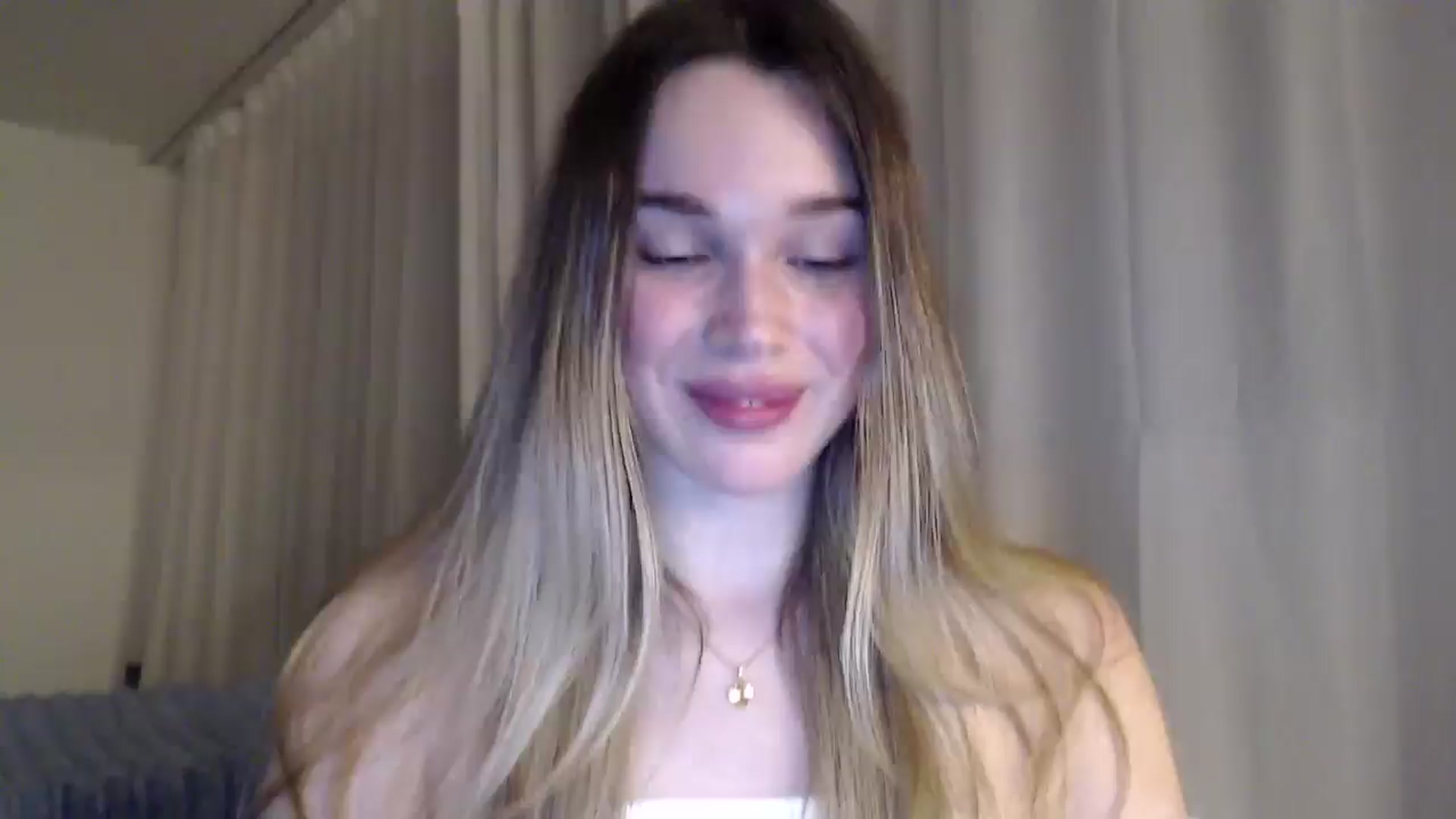 Gallery image thumbnail from Ooh_Cassie's myfreecams stream on, 03/05/2026, 23:41 image 2 of 20