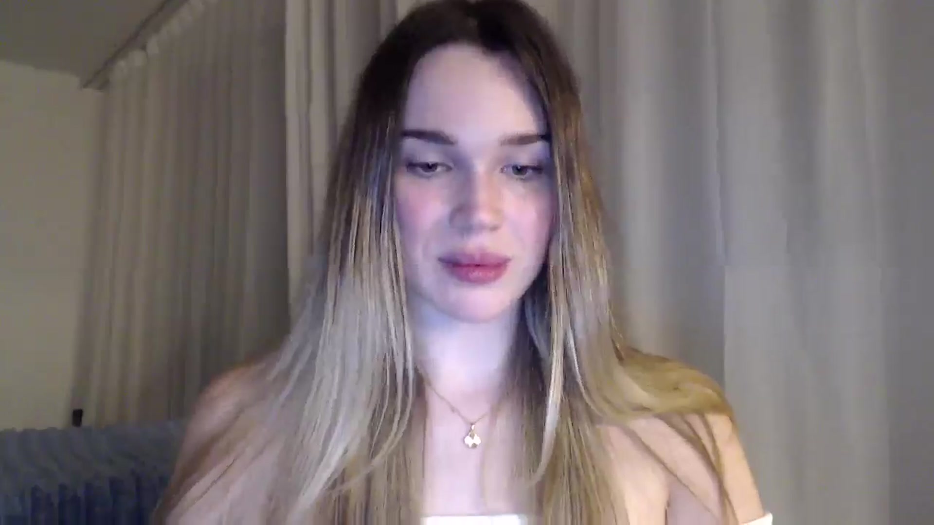 Gallery image thumbnail from Ooh_Cassie's myfreecams stream on, 03/05/2026, 23:41 image 7 of 20