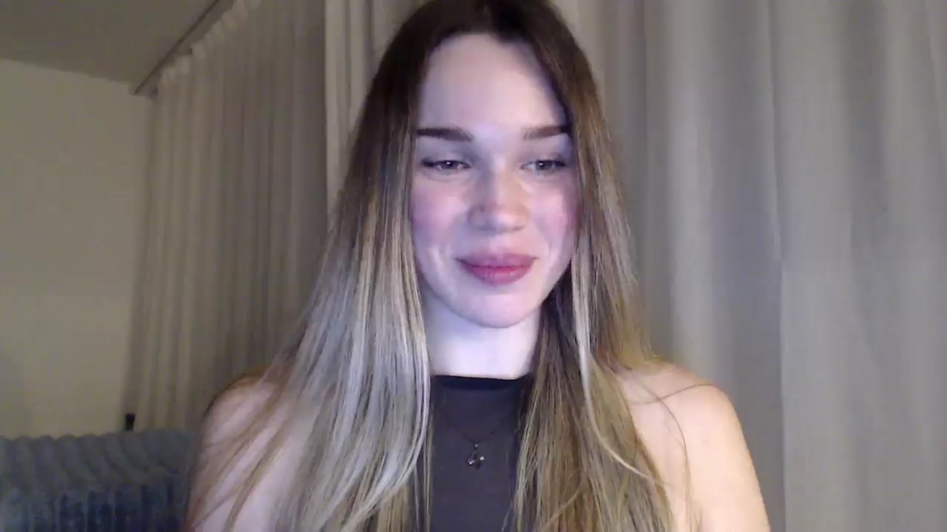 Gallery image thumbnail from Ooh_Cassie's myfreecams stream on, 03/06/2026, 24:26 image 12 of 20