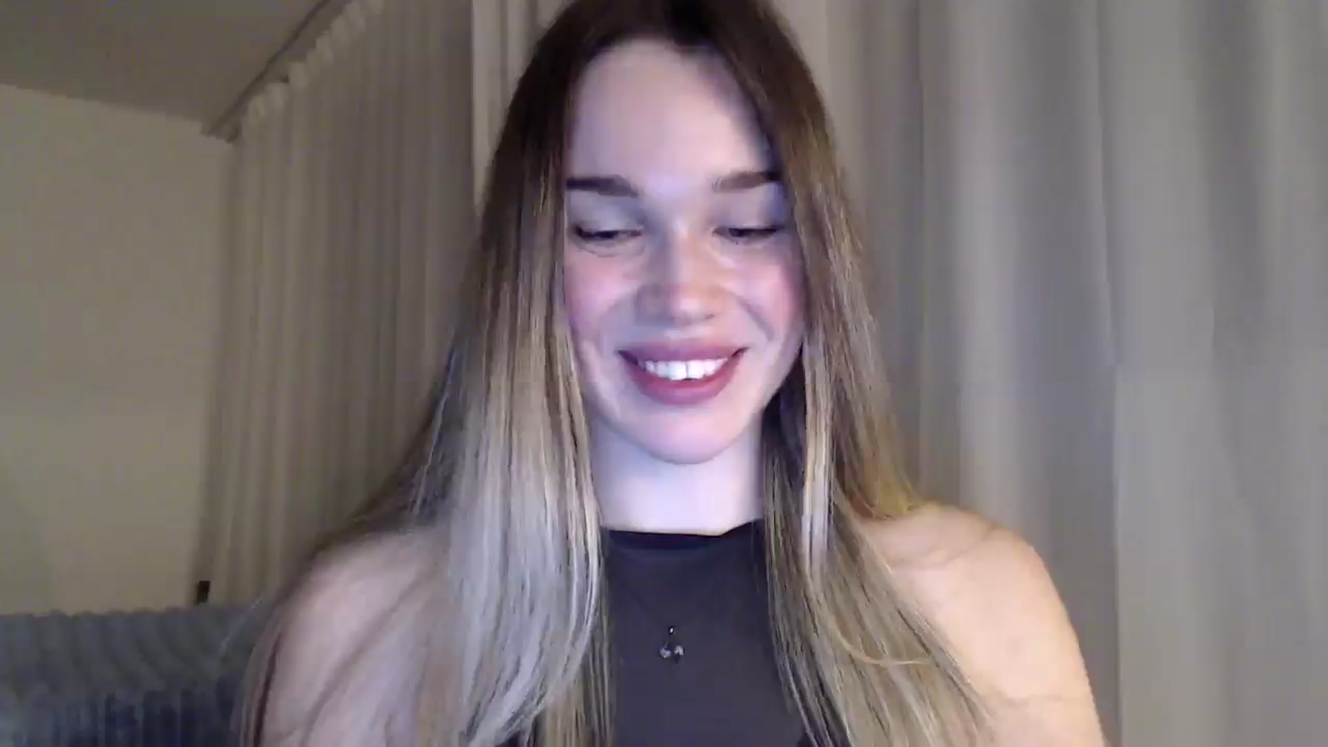 Gallery image thumbnail from Ooh_Cassie's myfreecams stream on, 03/06/2026, 24:26 image 7 of 20