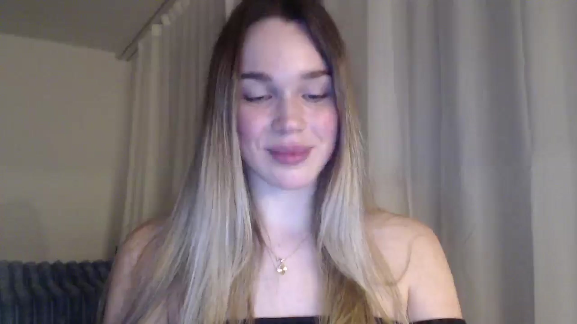 Gallery image thumbnail from Ooh_Cassie's myfreecams stream on, 03/07/2026, 21:01 image 8 of 20