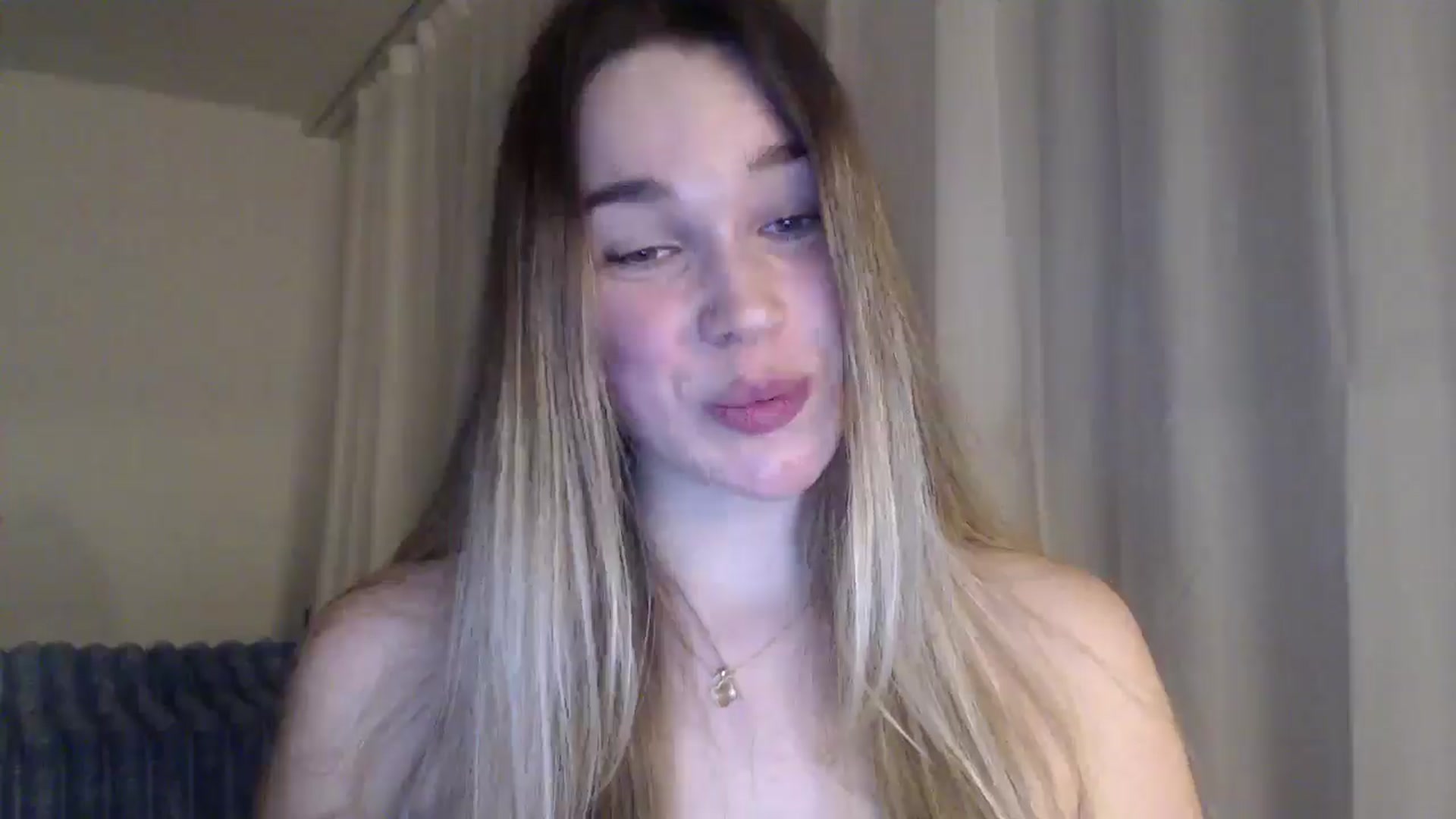 Gallery image thumbnail from Ooh_Cassie's myfreecams stream on, 03/07/2026, 21:01 image 15 of 20