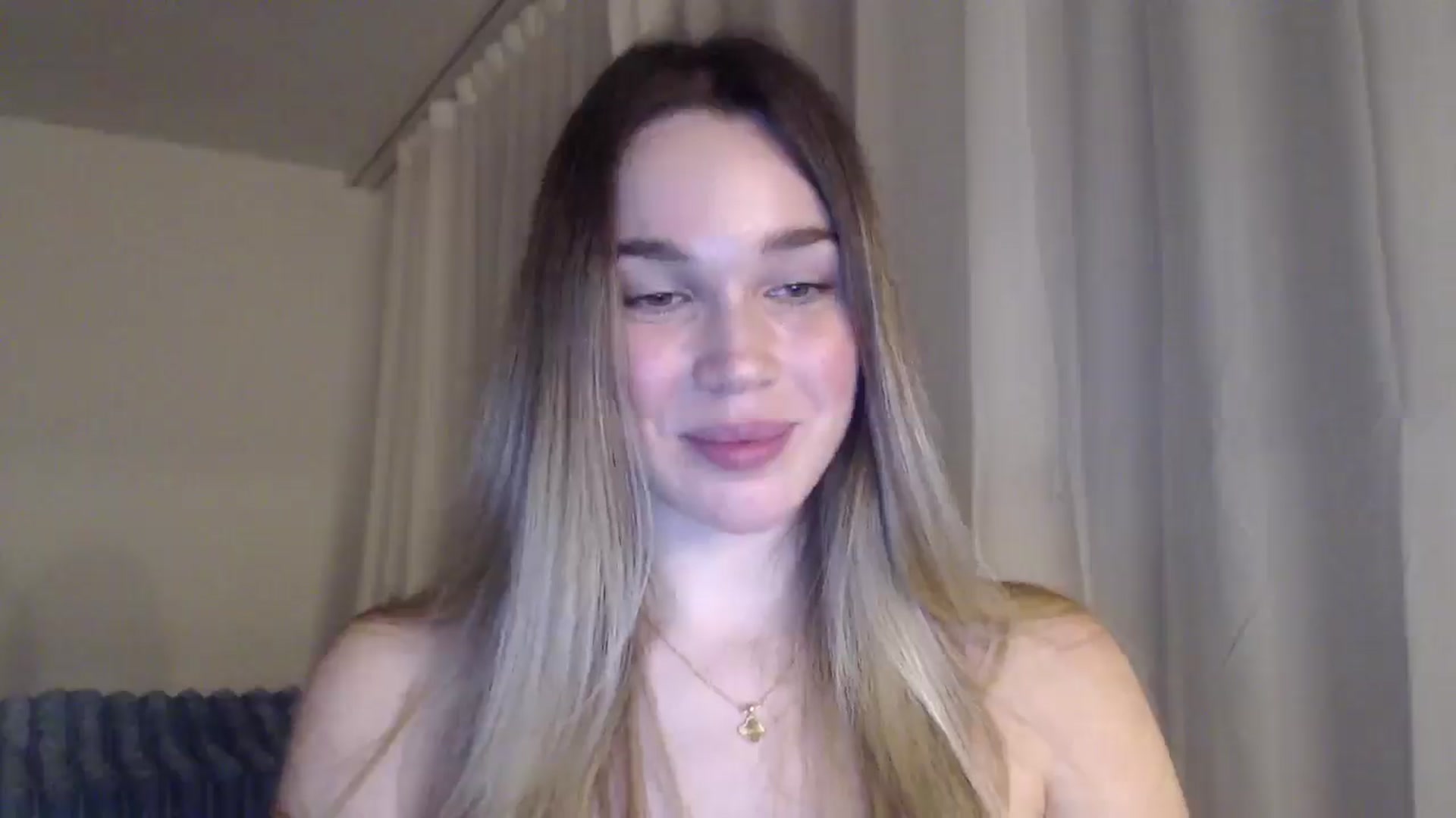 Gallery image thumbnail from Ooh_Cassie's myfreecams stream on, 03/07/2026, 22:04 image 2 of 20
