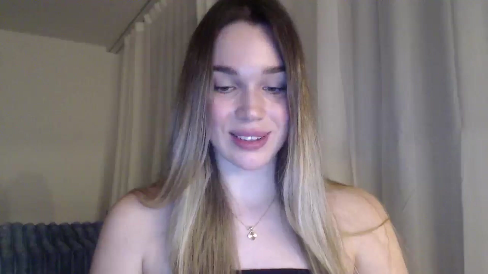 Gallery image thumbnail from Ooh_Cassie's myfreecams stream on, 03/07/2026, 22:04 image 19 of 20