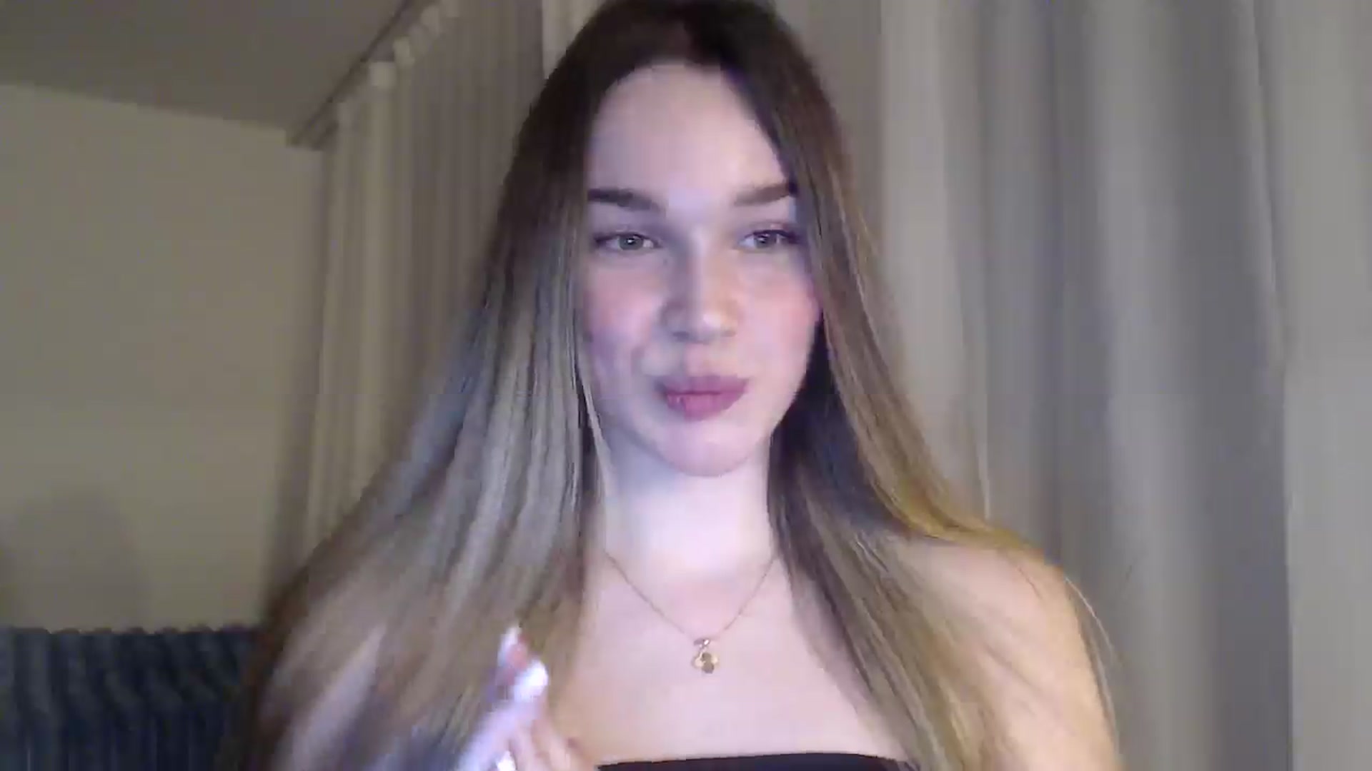 Gallery image thumbnail from Ooh_Cassie's myfreecams stream on, 03/07/2026, 22:04 image 18 of 20