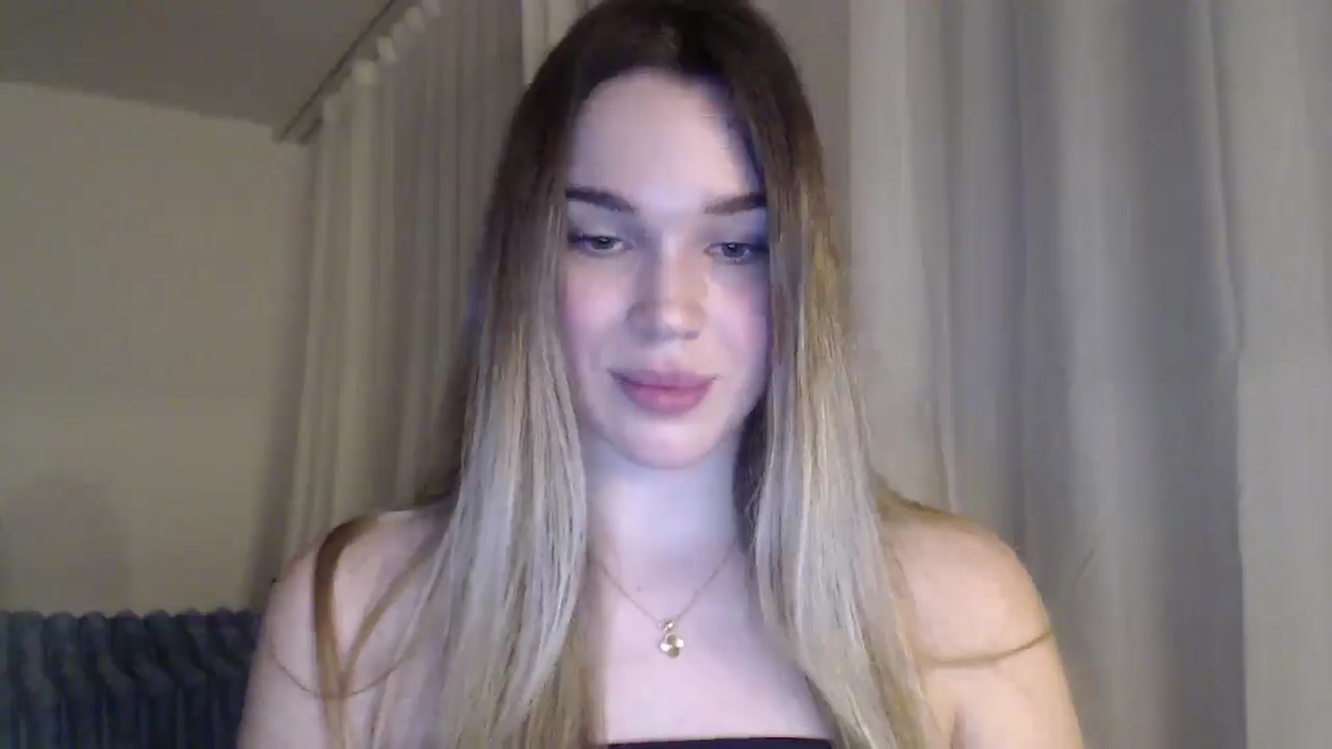 Gallery image thumbnail from Ooh_Cassie's myfreecams stream on, 03/07/2026, 22:04 image 20 of 20