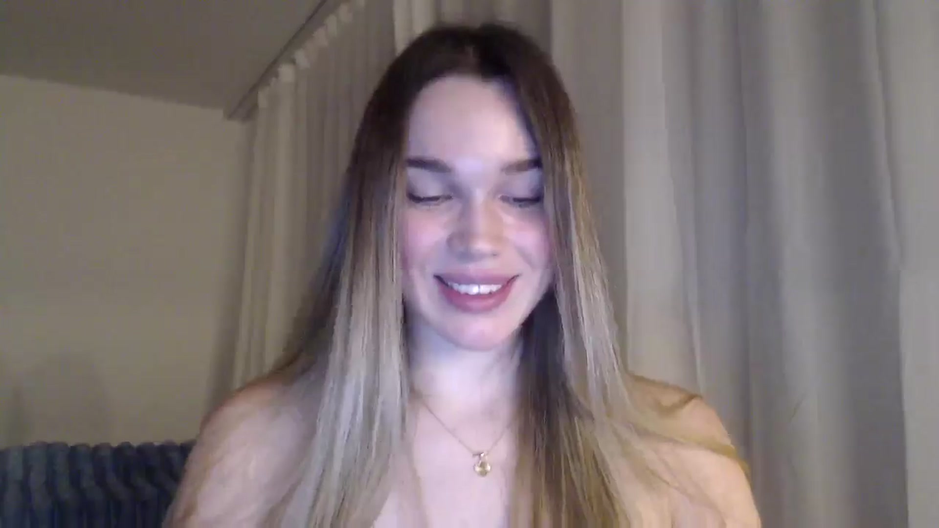 Gallery image thumbnail from Ooh_Cassie's myfreecams stream on, 03/07/2026, 22:04 image 9 of 20