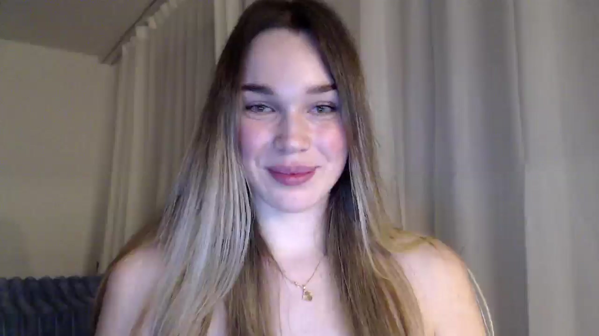 Gallery image thumbnail from Ooh_Cassie's myfreecams stream on, 03/07/2026, 23:25 image 8 of 20