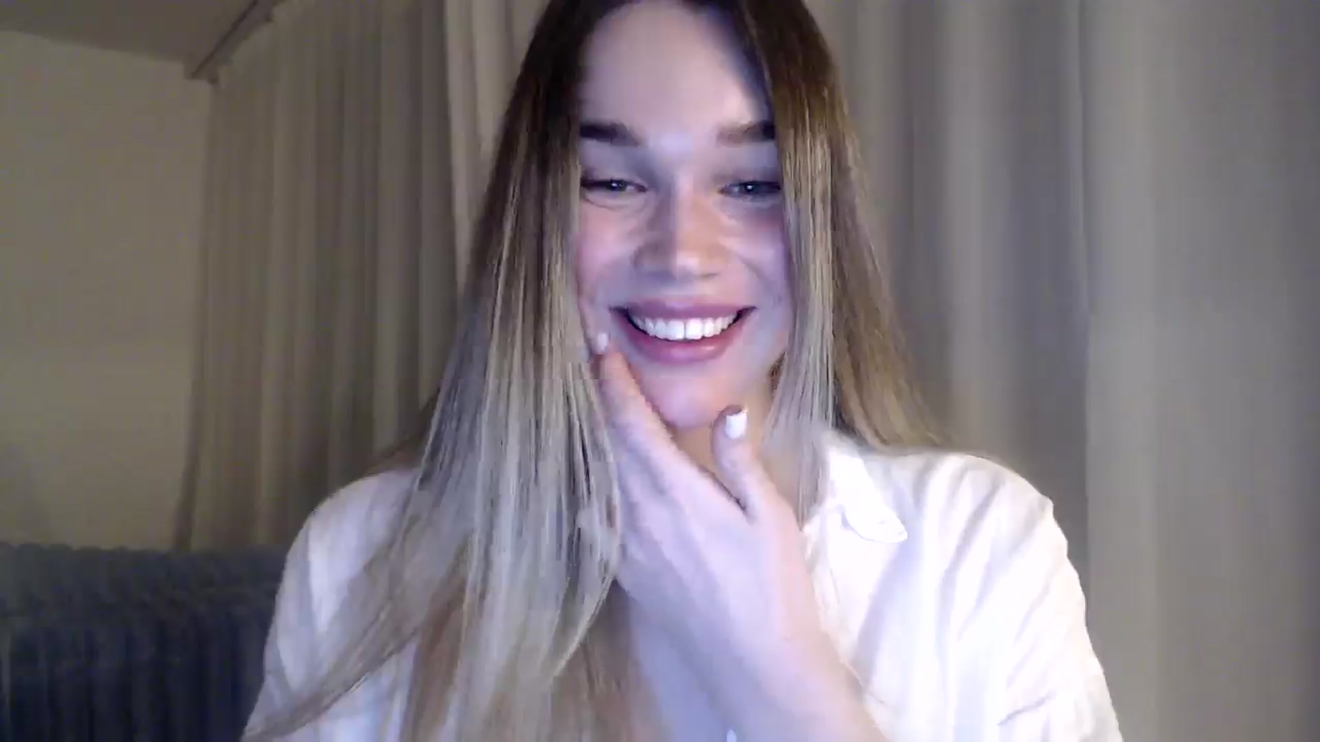 Gallery image thumbnail from Ooh_Cassie's myfreecams stream on, 03/08/2026, 21:31 image 10 of 20