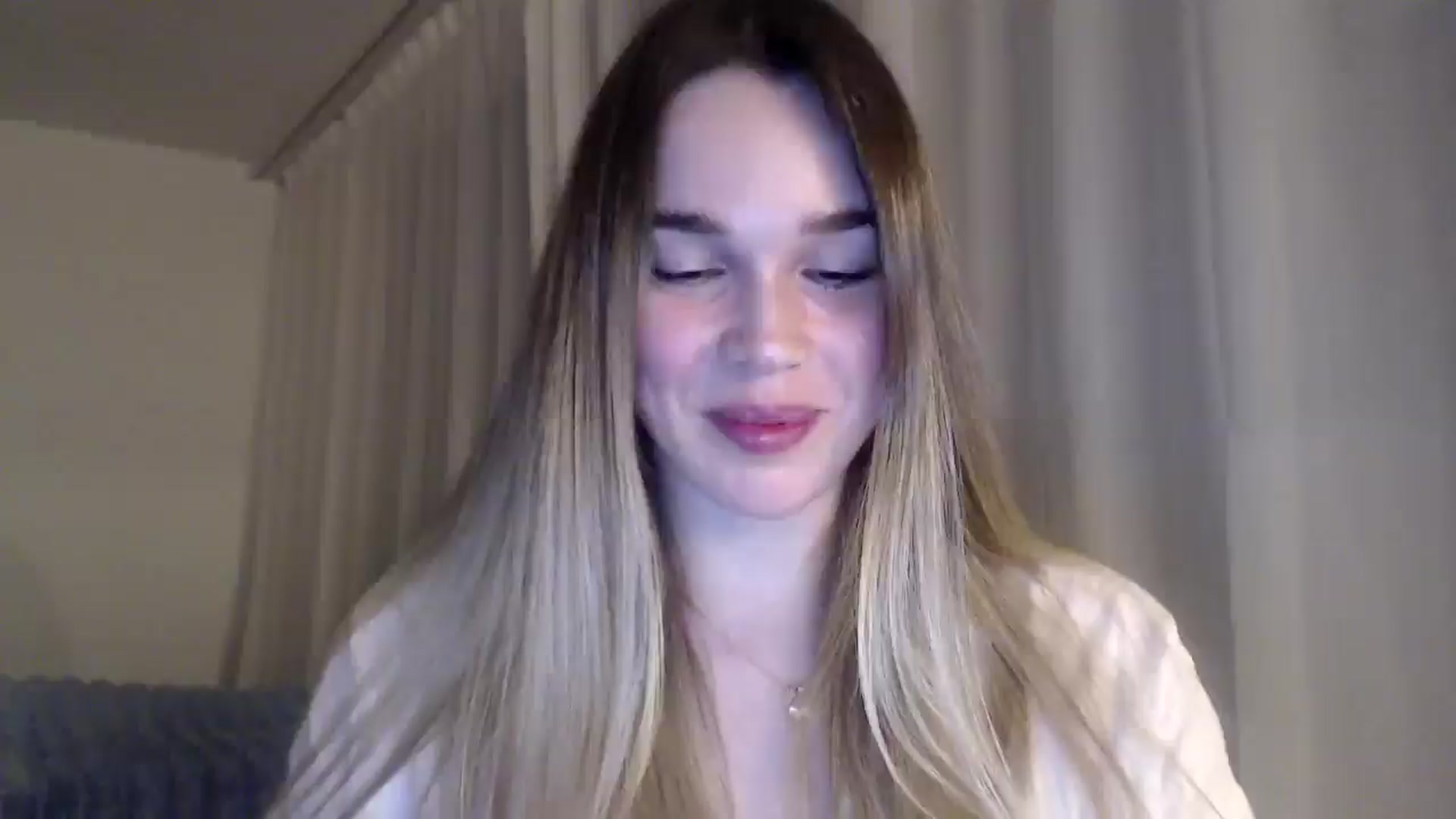 Gallery image thumbnail from Ooh_Cassie's myfreecams stream on, 03/08/2026, 21:31 image 4 of 20