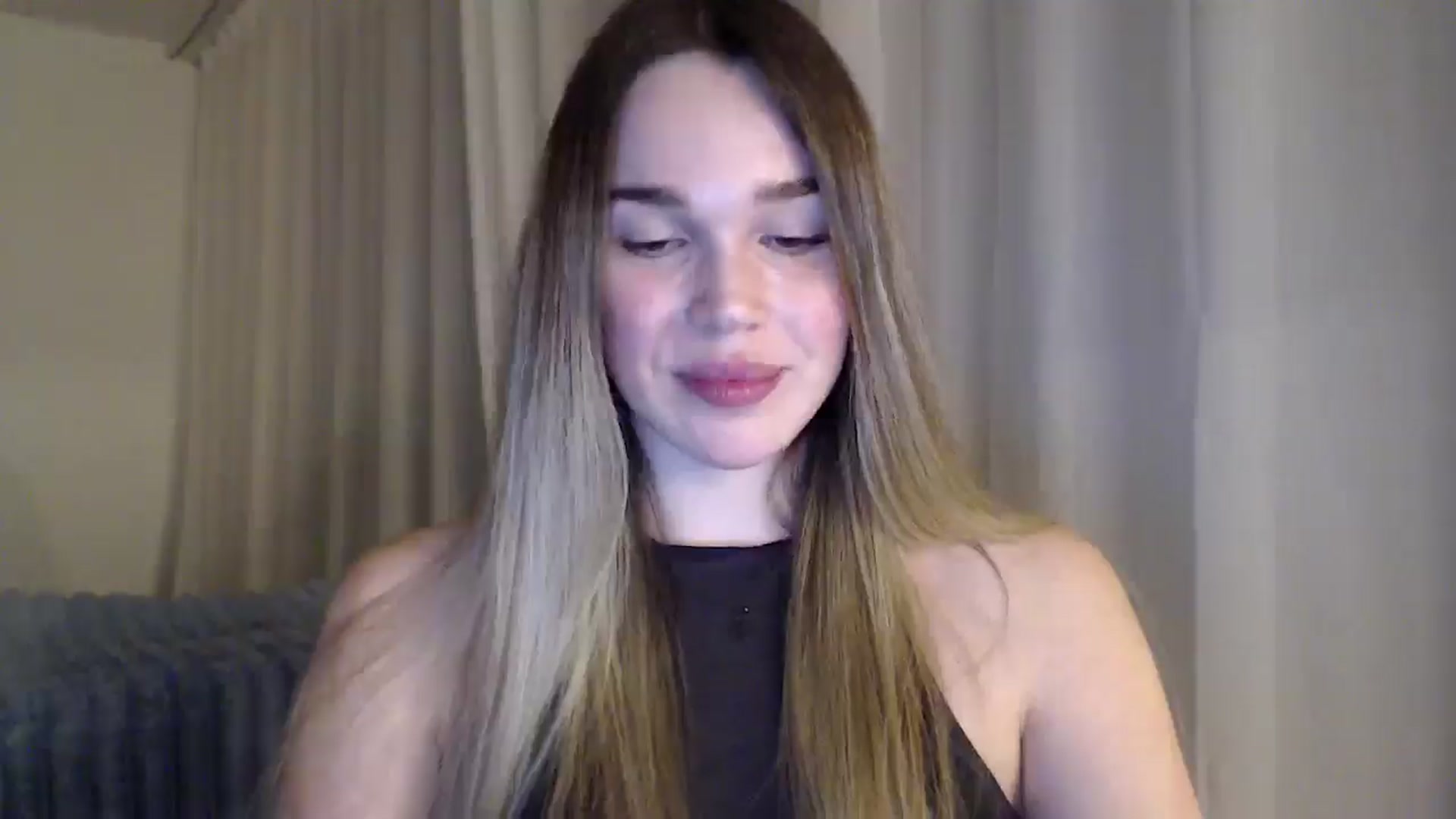 Gallery image thumbnail from Ooh_Cassie's myfreecams stream on, 03/08/2026, 23:03 image 5 of 20