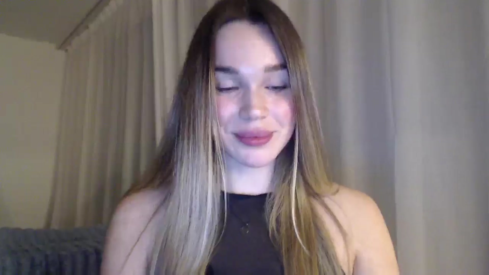 Gallery image thumbnail from Ooh_Cassie's myfreecams stream on, 03/08/2026, 23:03 image 20 of 20