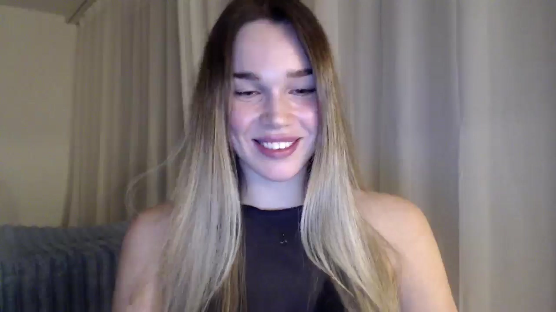 Gallery image thumbnail from Ooh_Cassie's myfreecams stream on, 03/08/2026, 23:03 image 2 of 20