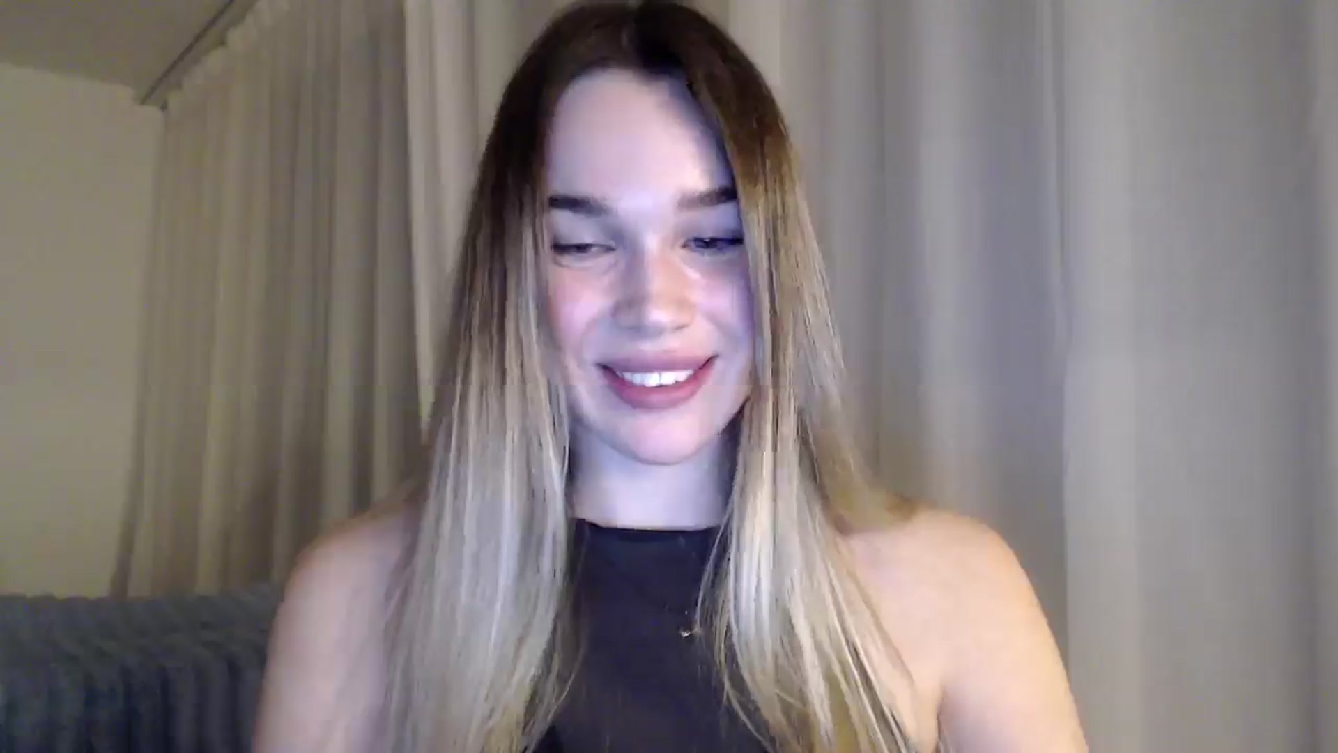 Gallery image thumbnail from Ooh_Cassie's myfreecams stream on, 03/08/2026, 23:03 image 10 of 20