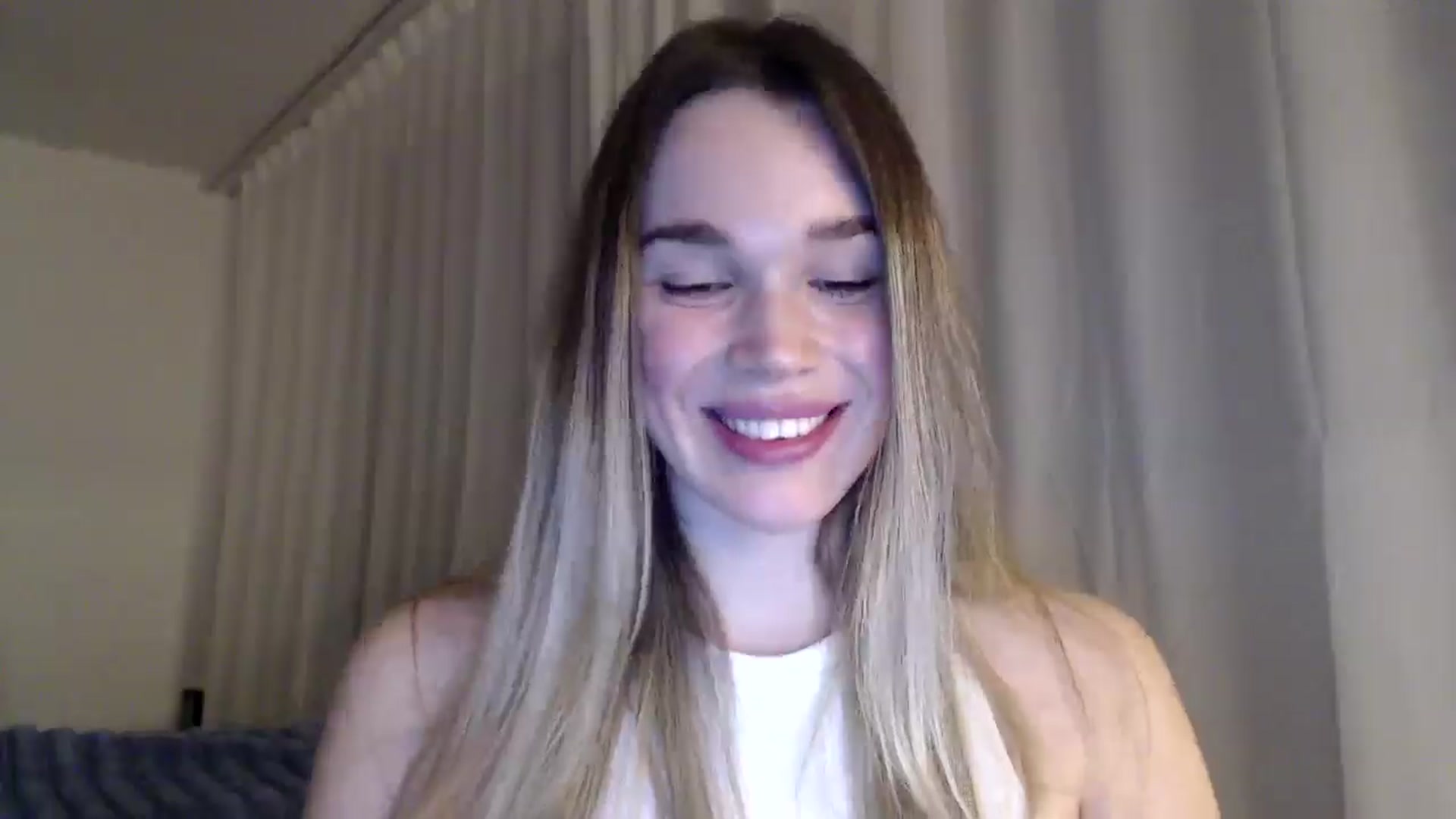 Gallery image thumbnail from Ooh_Cassie's myfreecams stream on, 03/12/2026, 22:14 image 12 of 20
