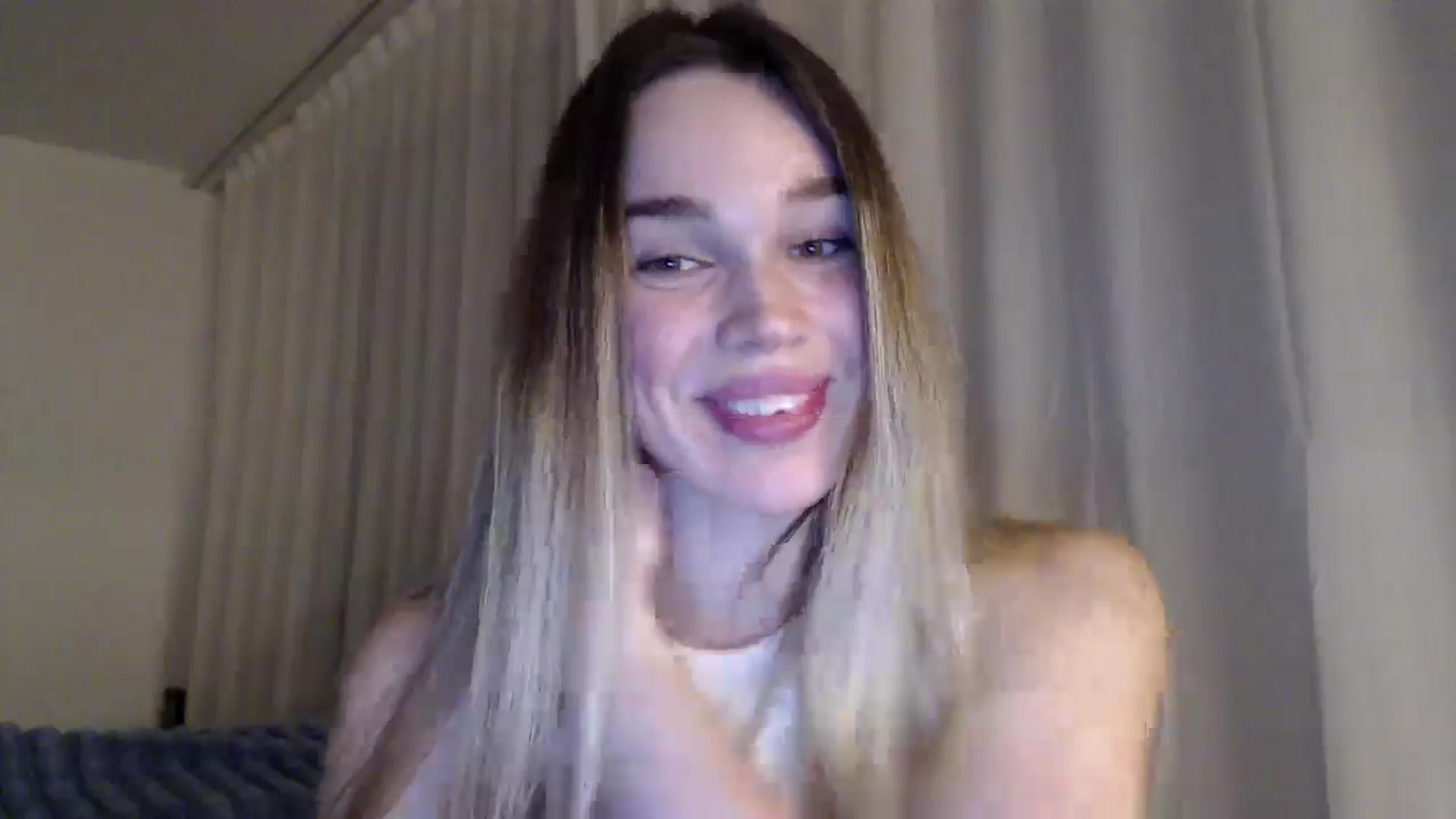 Gallery image thumbnail from Ooh_Cassie's myfreecams stream on, 03/12/2026, 22:14 image 13 of 20