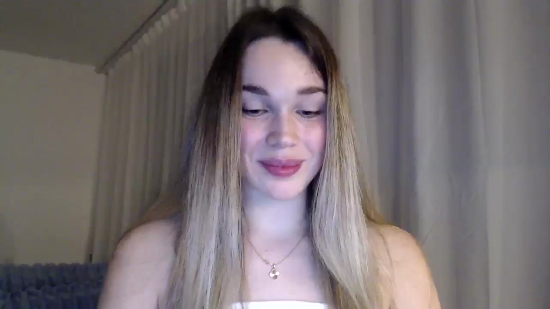 Gallery image thumbnail from Ooh_Cassie's myfreecams stream on, 03/14/2026, 20:13 image 18 of 20