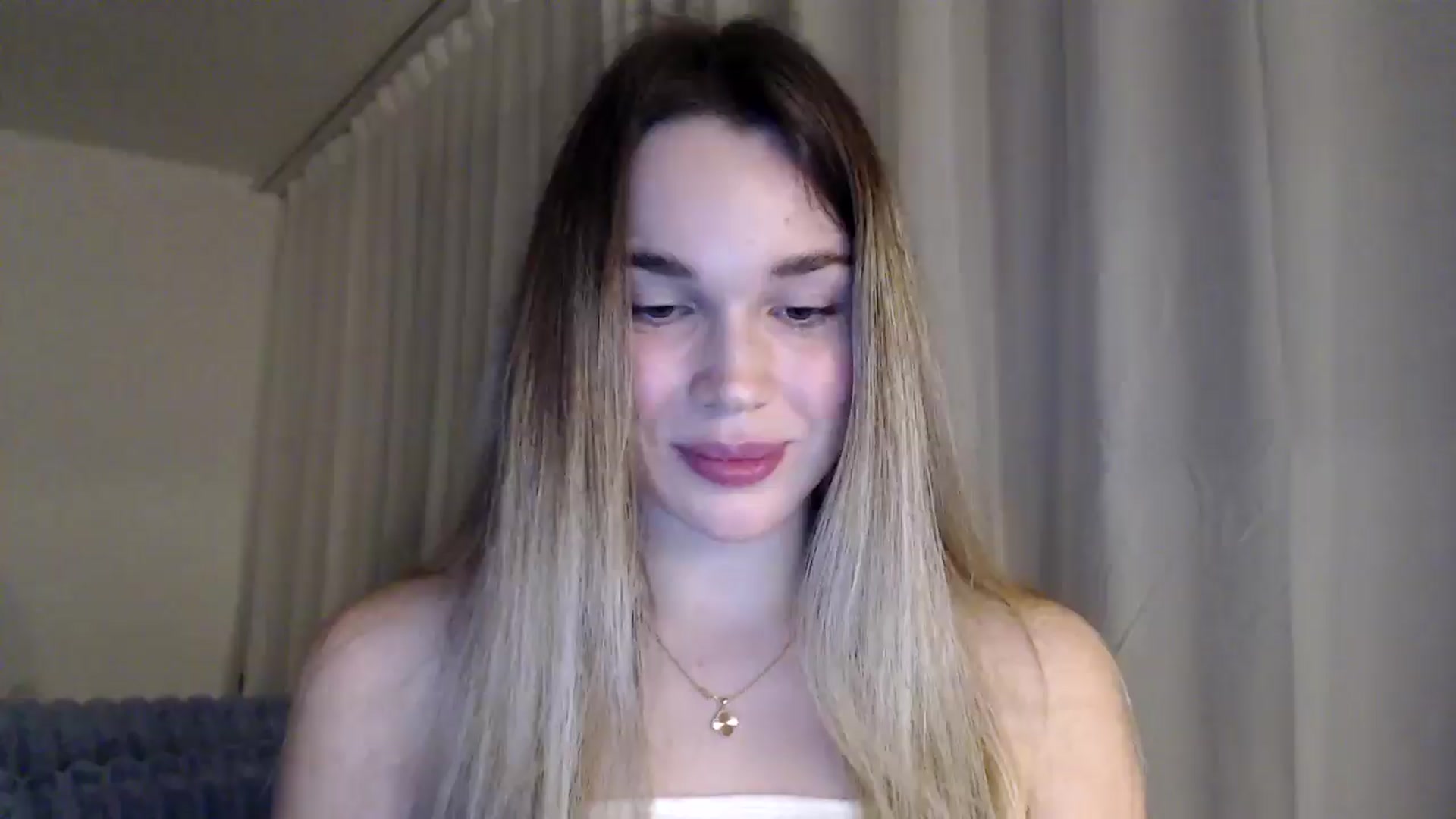 Gallery image thumbnail from Ooh_Cassie's myfreecams stream on, 03/14/2026, 20:13 image 19 of 20