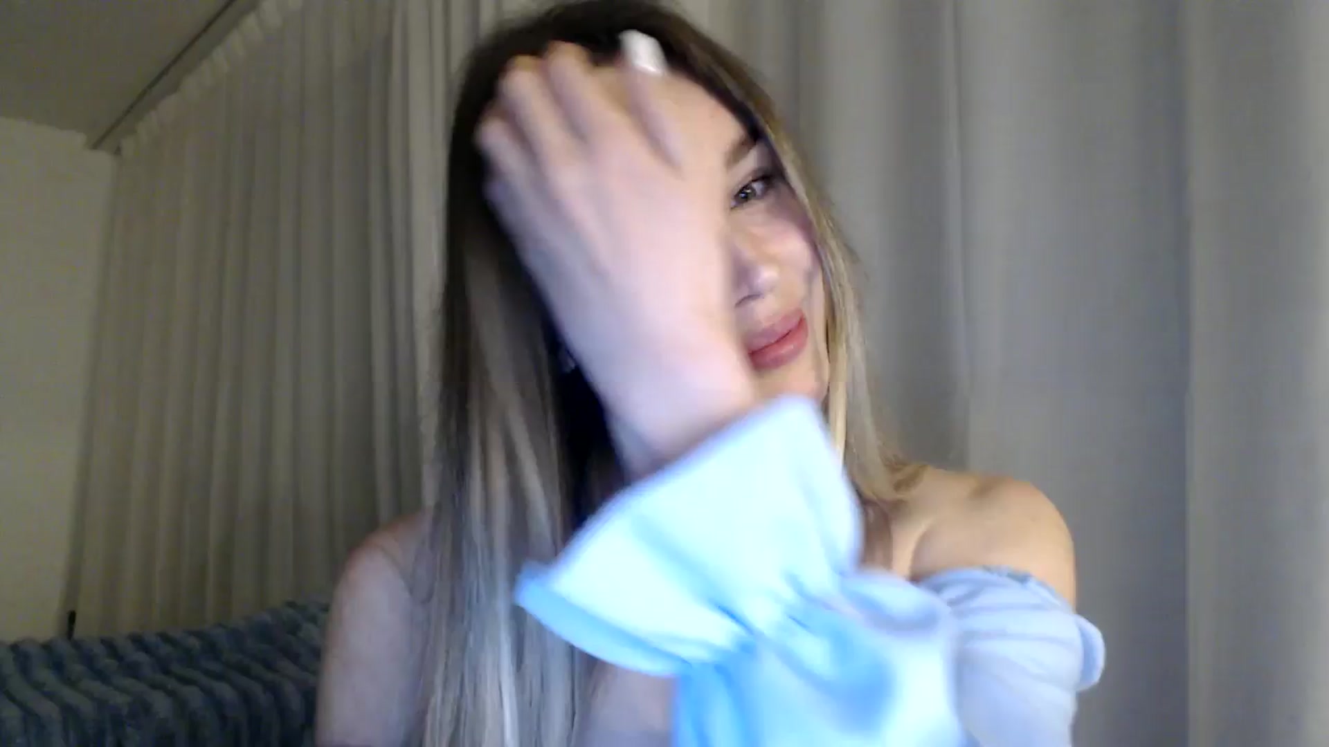 Gallery image thumbnail from Ooh_Cassie's myfreecams stream on, 03/15/2026, 22:47 image 8 of 20