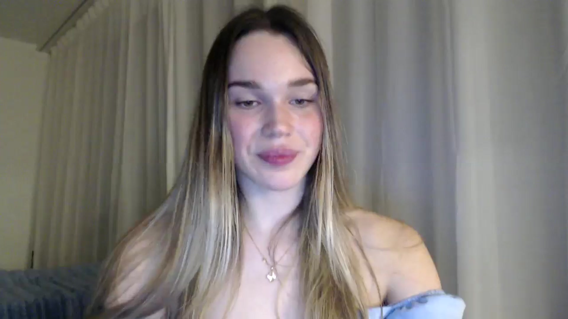 Gallery image thumbnail from Ooh_Cassie's myfreecams stream on, 03/22/2026, 24:56 image 15 of 20
