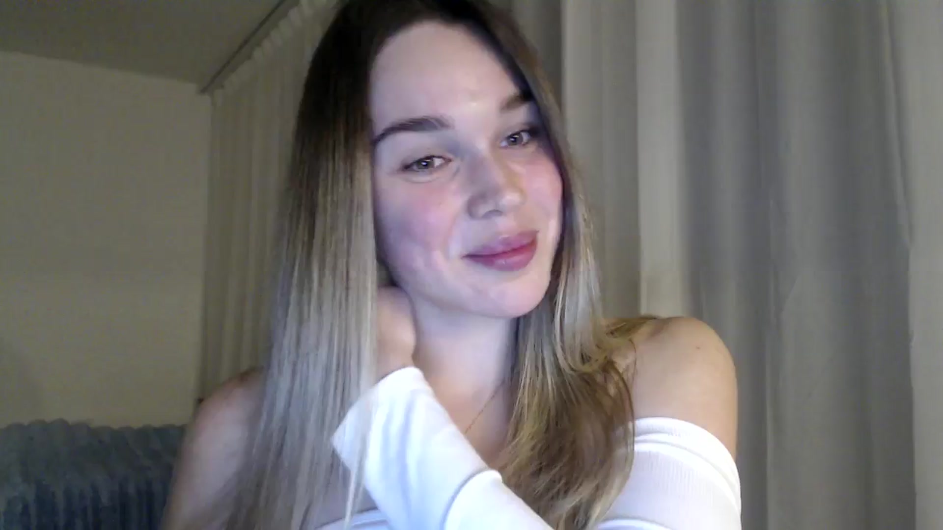Gallery image thumbnail from Ooh_Cassie's myfreecams stream on, 03/24/2026, 20:07 image 18 of 20