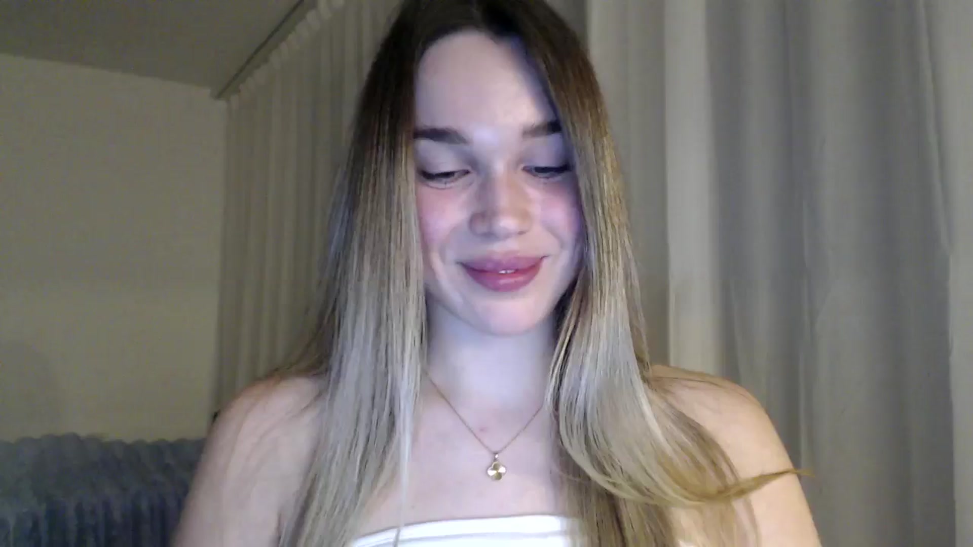 Gallery image thumbnail from Ooh_Cassie's myfreecams stream on, 03/24/2026, 20:07 image 16 of 20